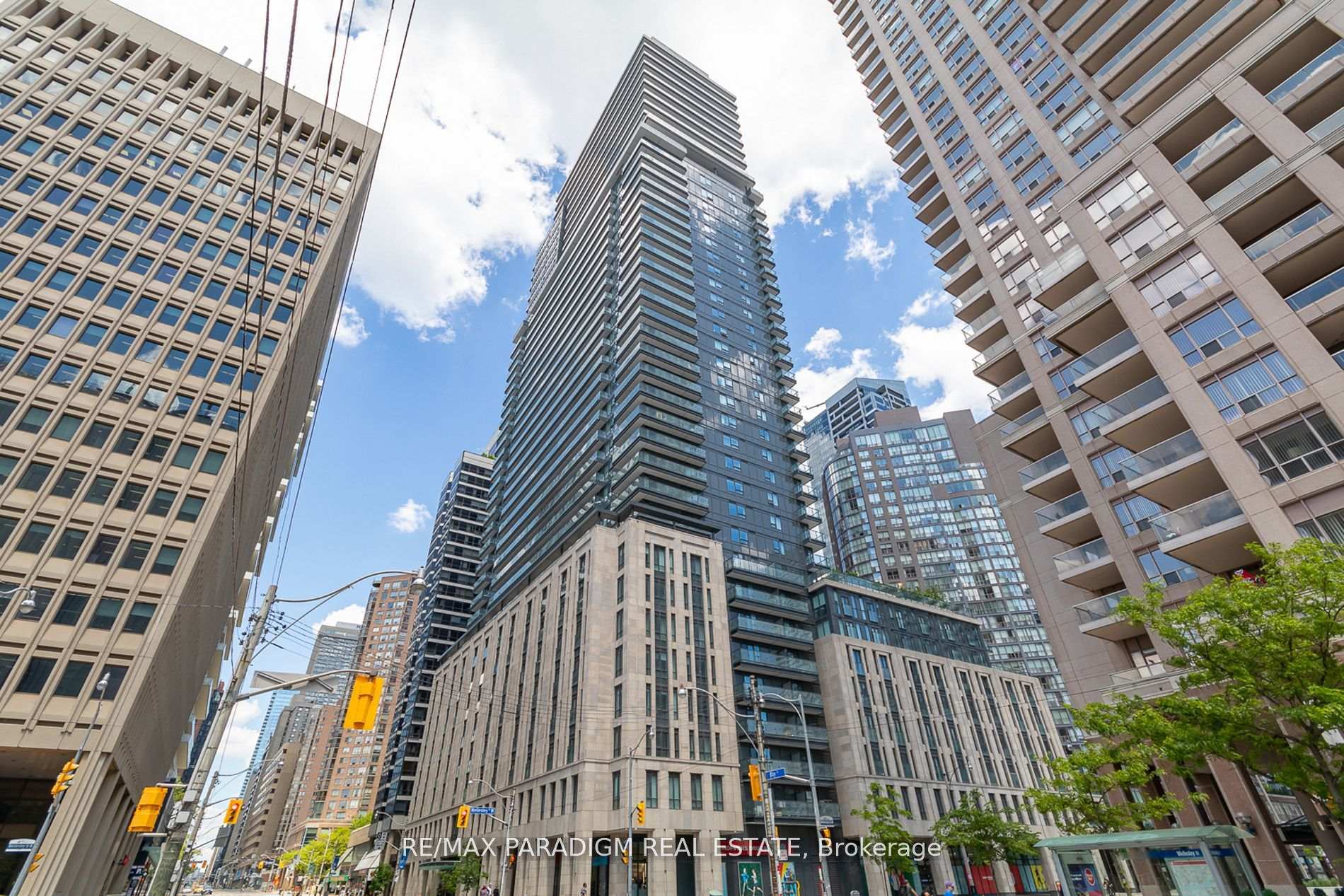 955 Bay Street 2501, Toronto, On M5s 0c6