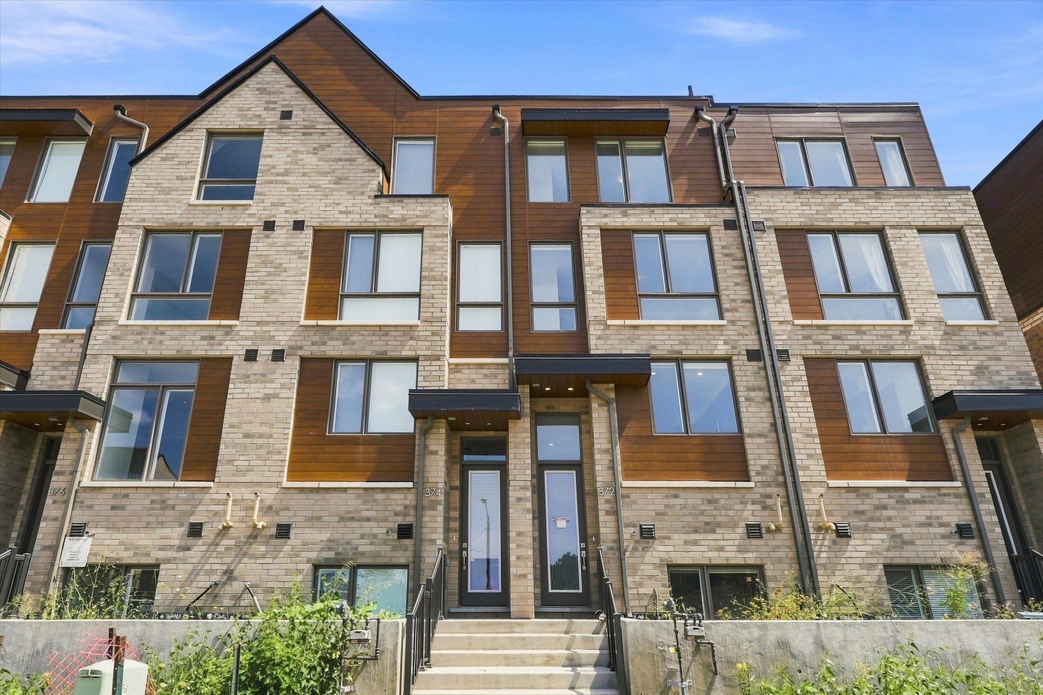 372 Lawrence Heights Way, Toronto, On M6a 0e8