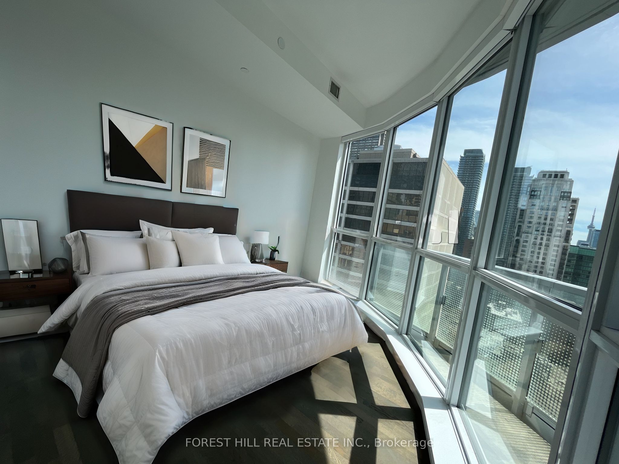 88 Cumberland Avenue 1802, Toronto, On M5r 1a3