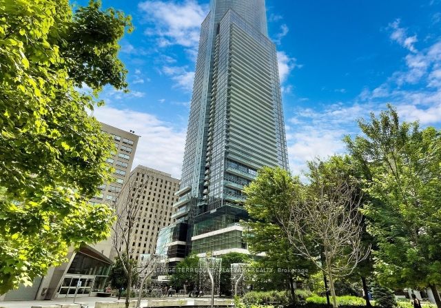 386 Yonge Street 4205, Toronto, On M5b 0a5