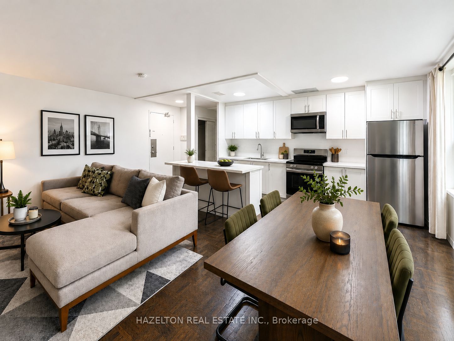 4 Sherbourne Street N 107, Toronto, On M4w 2t1