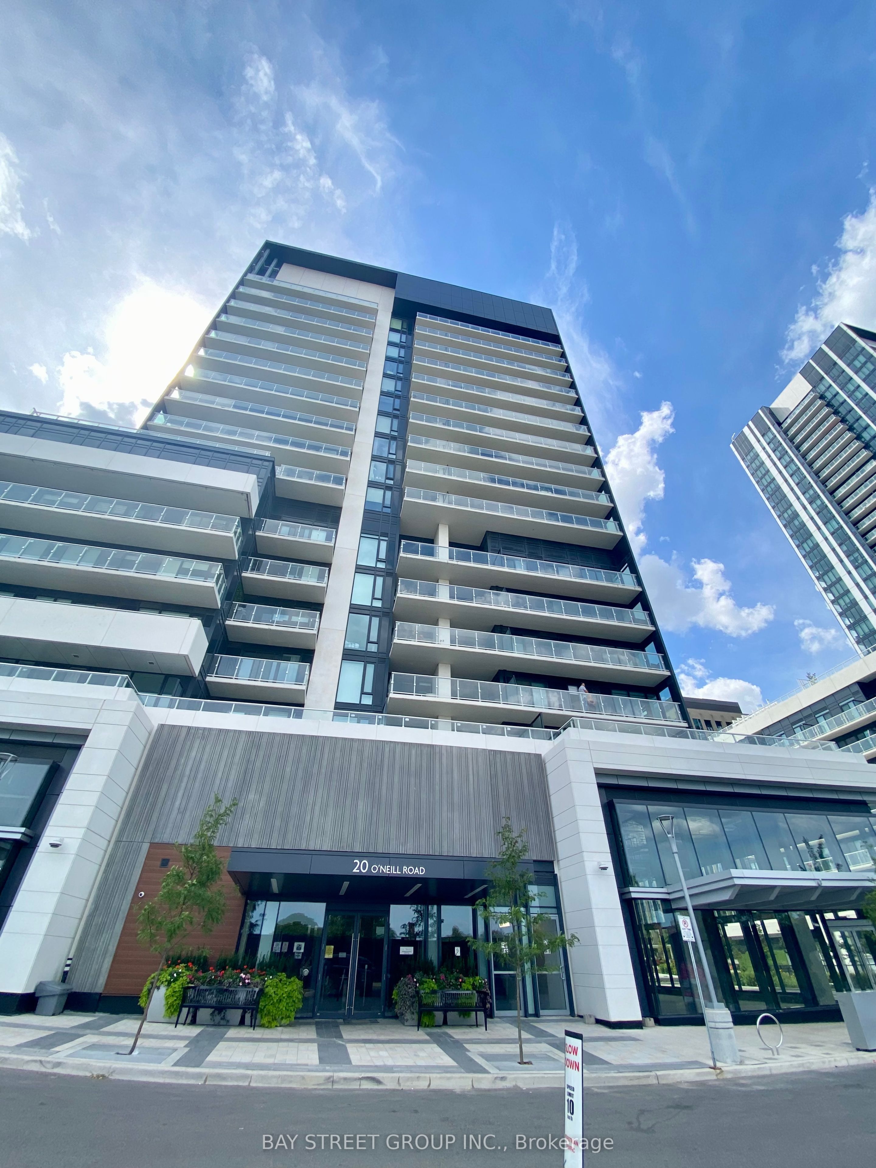 20 O'Neill Road 1613, Toronto, On M3c 0r2