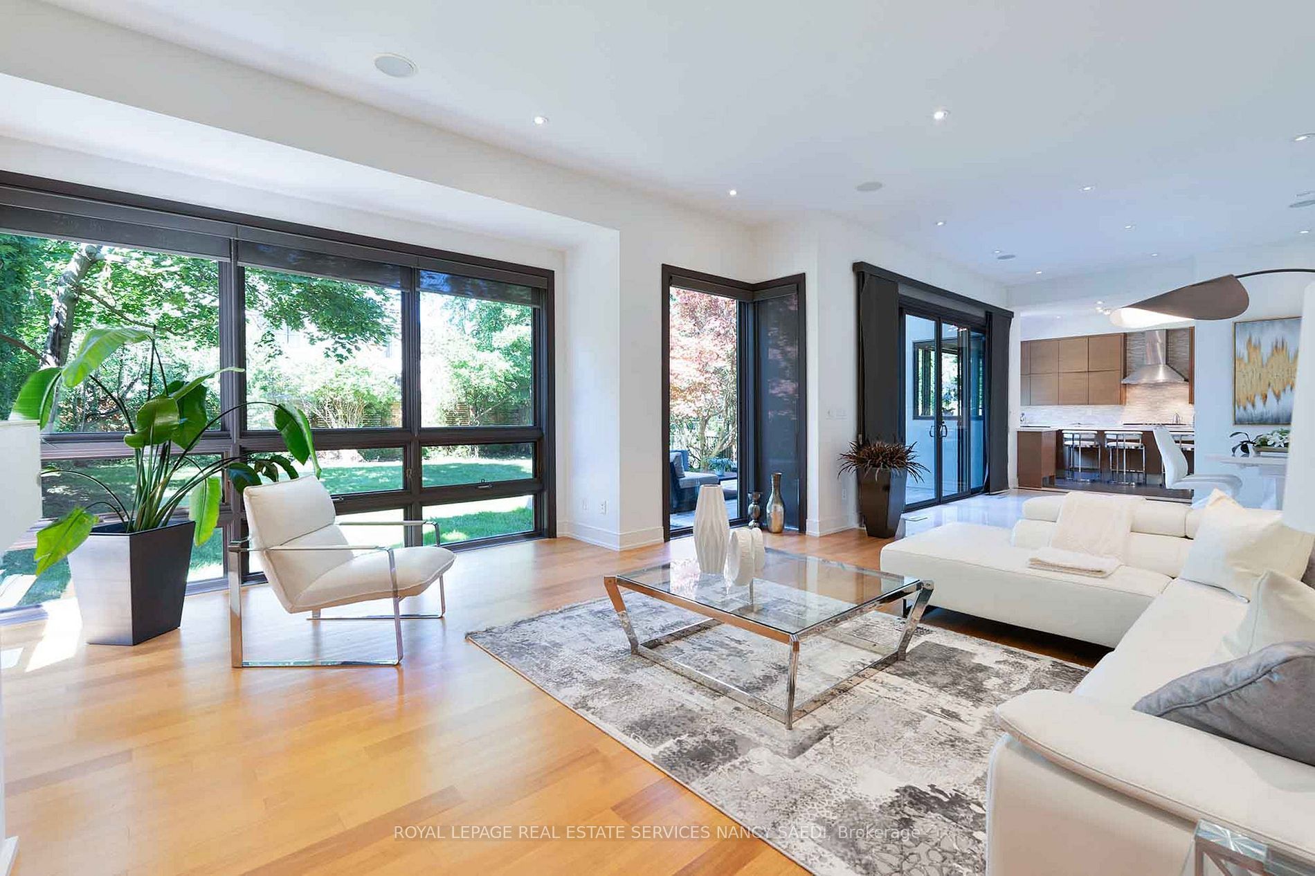 12 York Road, Toronto, On M2l 1h5