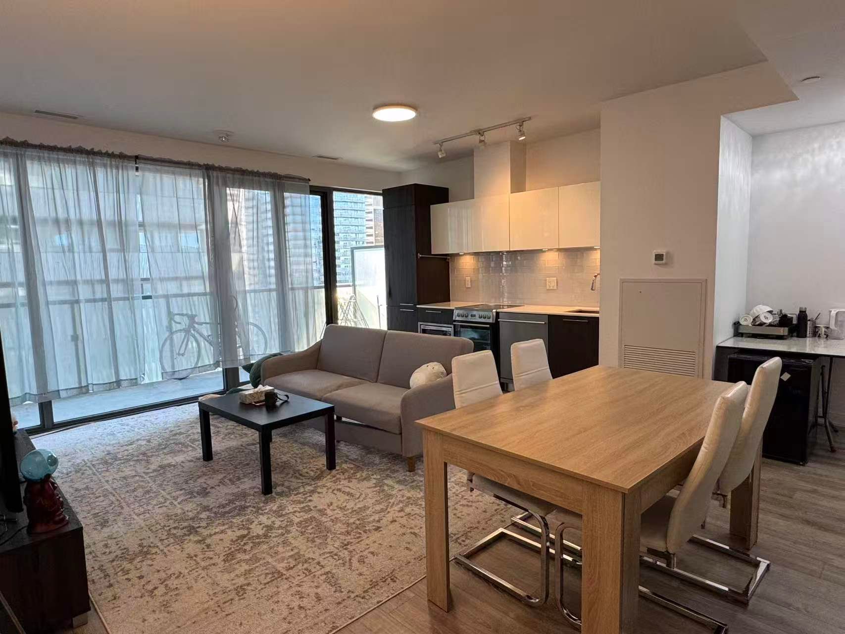 50 Charles Street E 3407, Toronto, On M4y 1t1