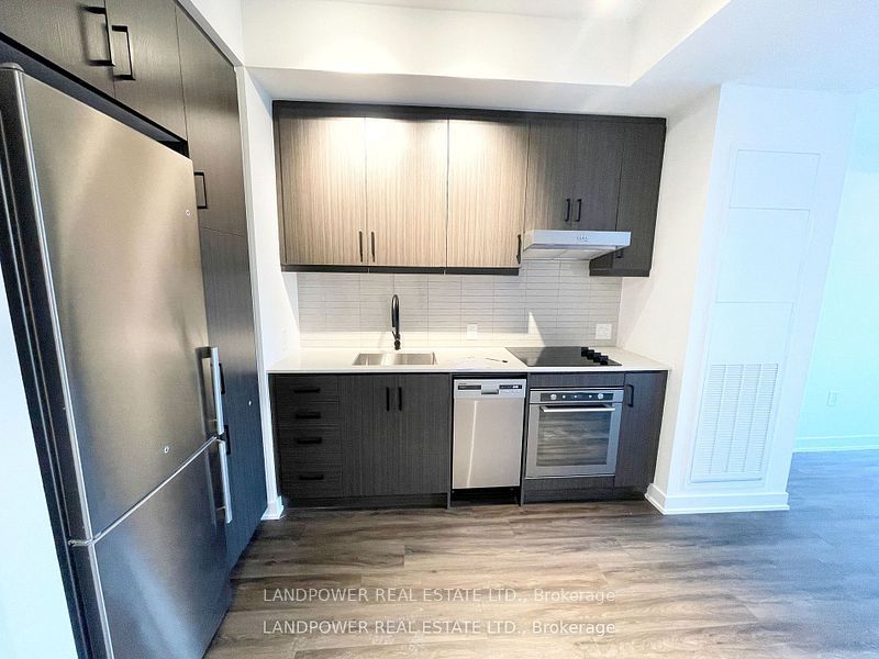 9 Tecumseth Street 708, Toronto, On M5v 3g4