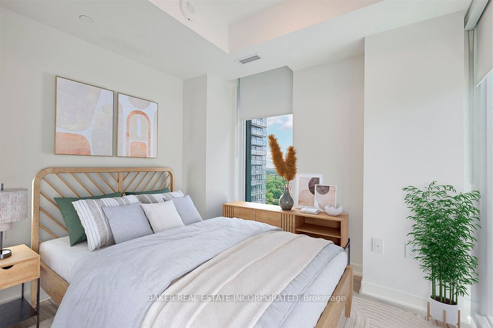 223 Redpath Avenue 3402, Toronto, On M4p 0e8