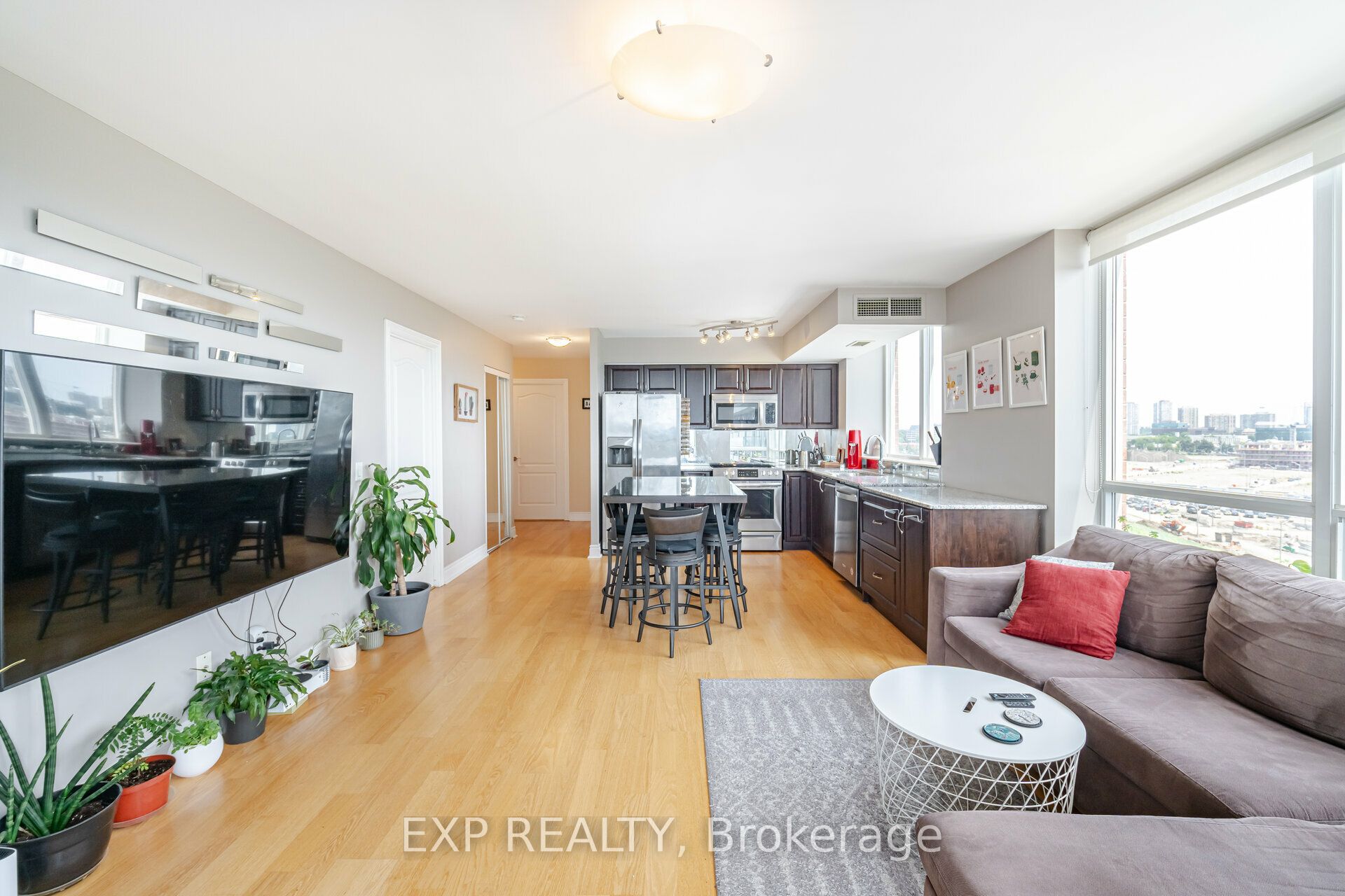 1103 Leslie Street 1103, Toronto, On M3c 4g8