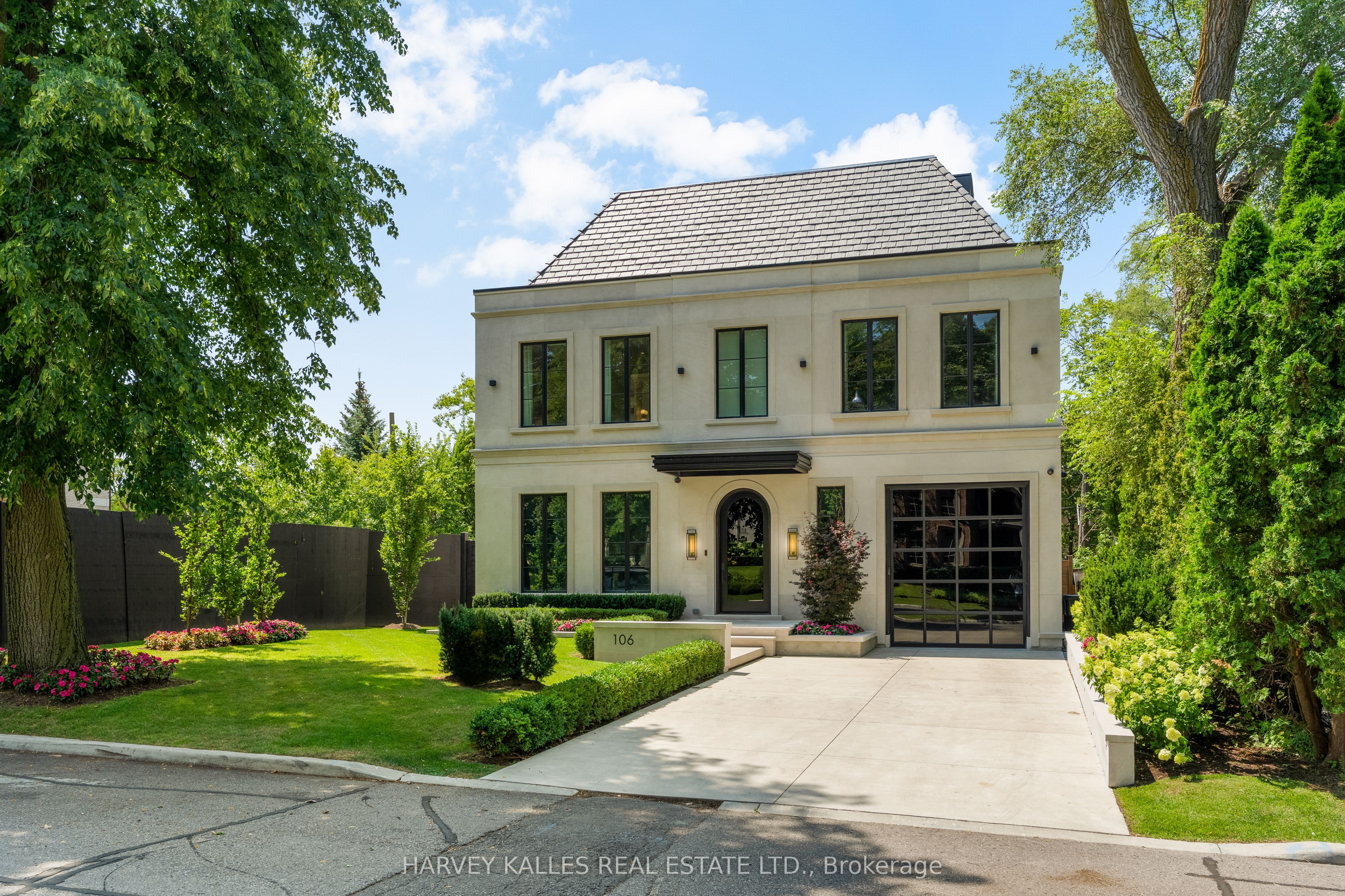 106 Richview Avenue, Toronto, On M5p 3e9