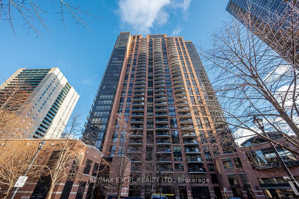 33 Sheppard Avenue E 1909, Toronto, On M2n 7k1
