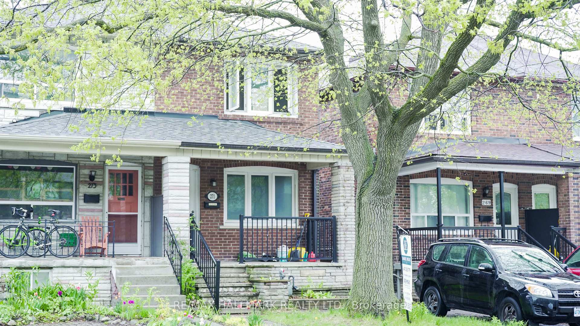 271 Atlas Avenue Lower, Toronto, On M6c 3p8