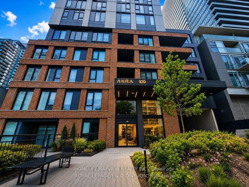 109 Erskine Avenue 1504, Toronto, On M4p 0g8