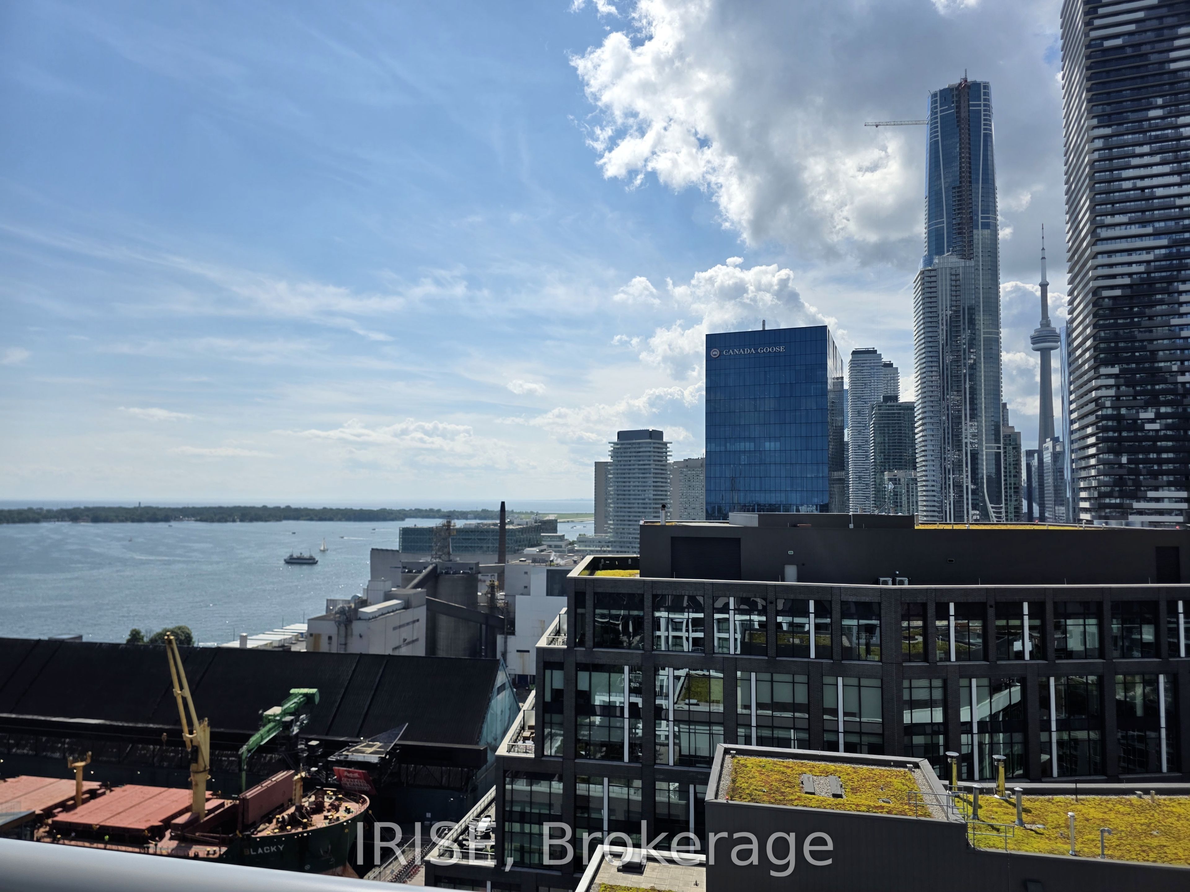 15 Richardson Street 2113, Toronto, On M5a 0y5