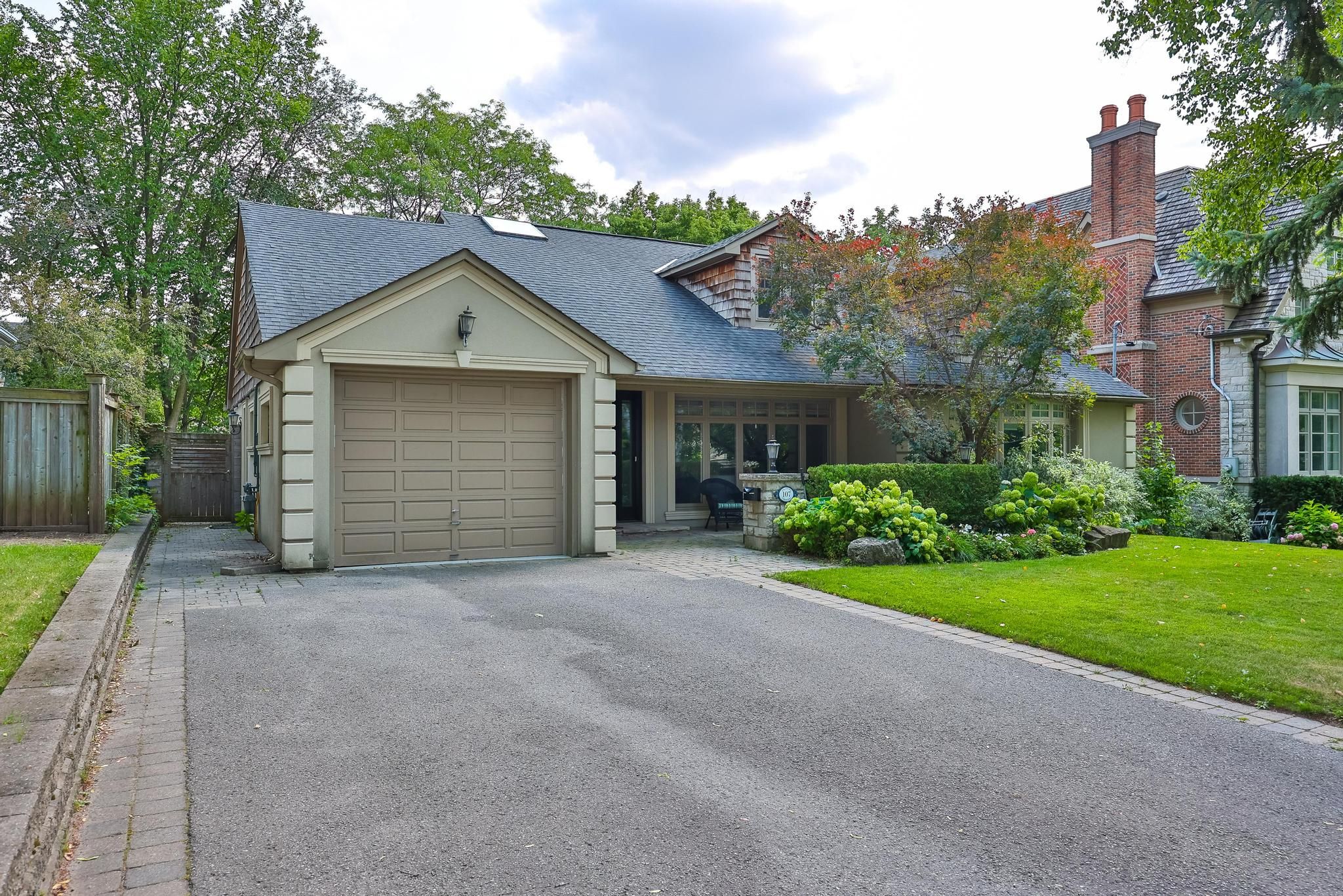 107 Stratford Crescent, Toronto, On M4n 1c7
