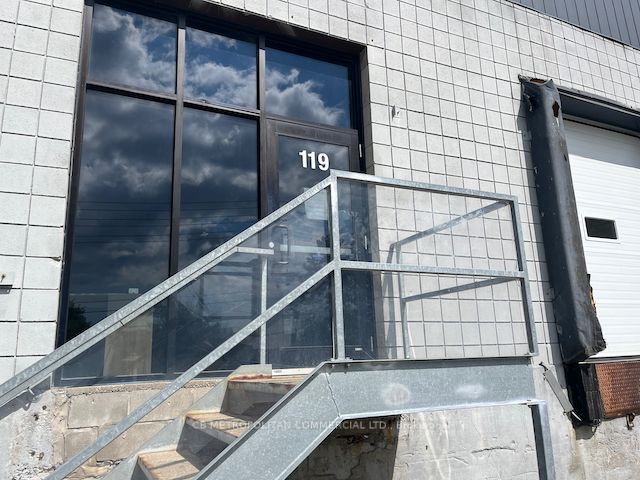 100 Sunrise Avenue 119, Toronto, On M4a 1b3