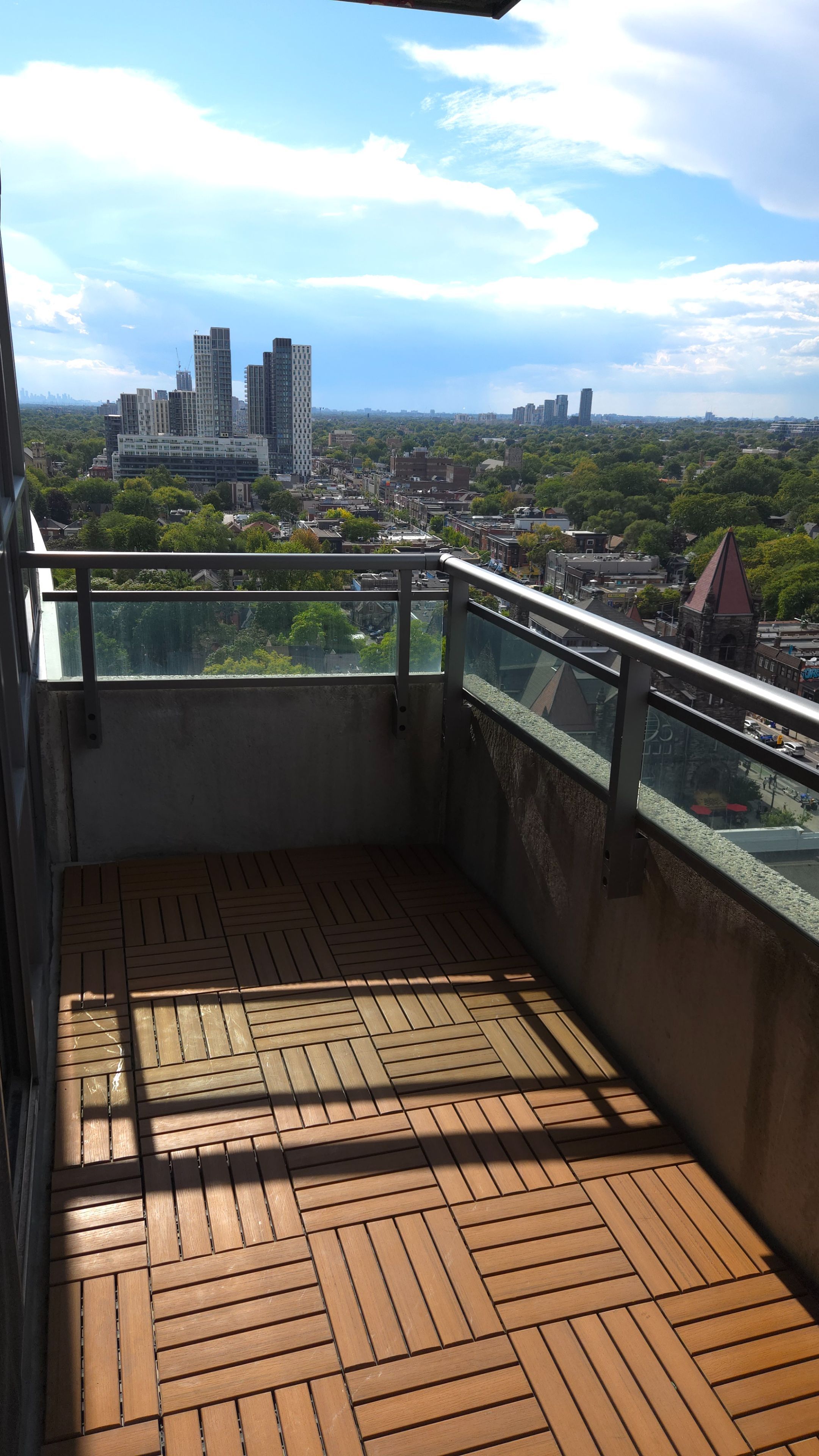 736 Spadina Avenue 1606, Toronto, On M5s 2j6