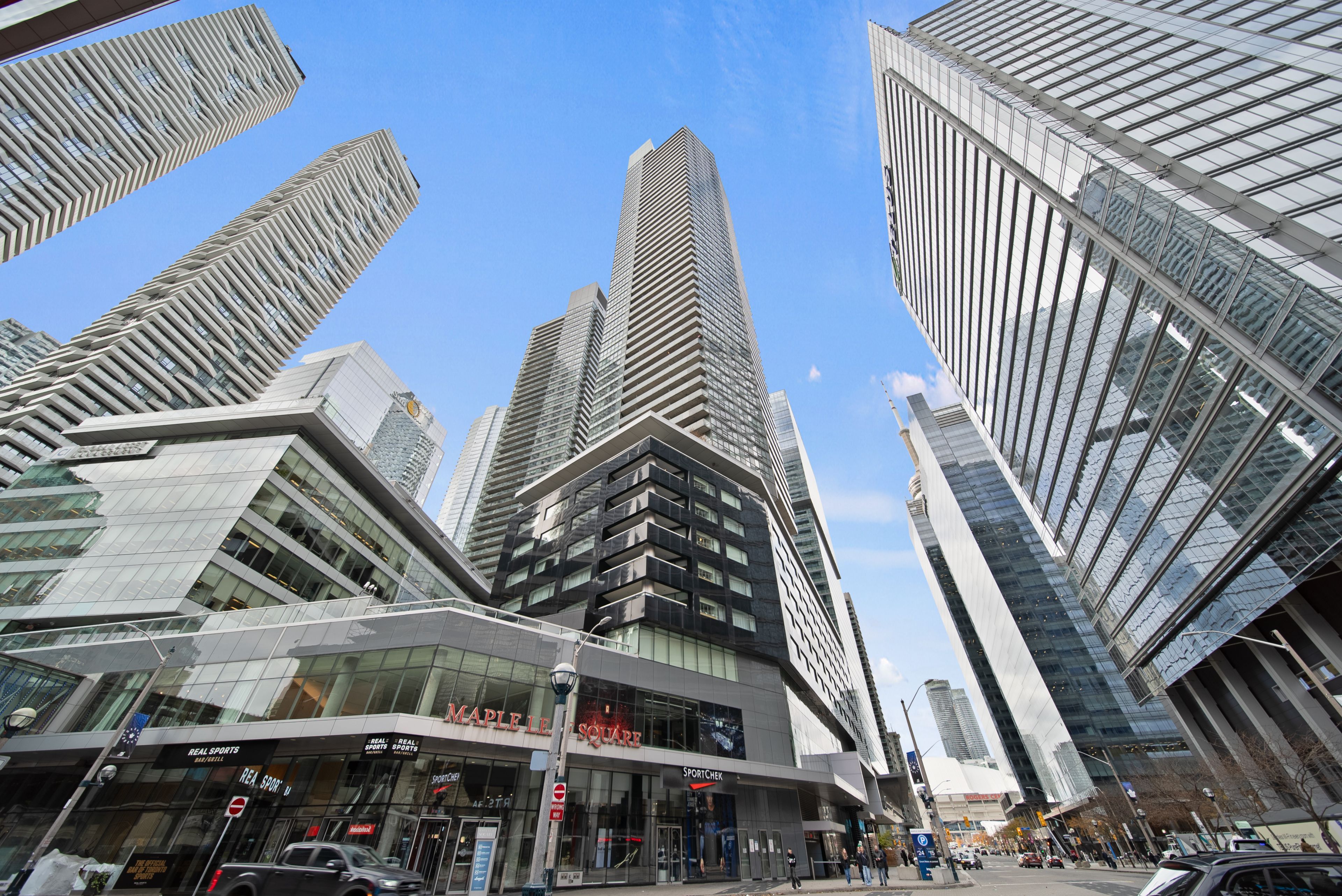 65 Bremner Boulevard 4305, Toronto, On M5j 0a7