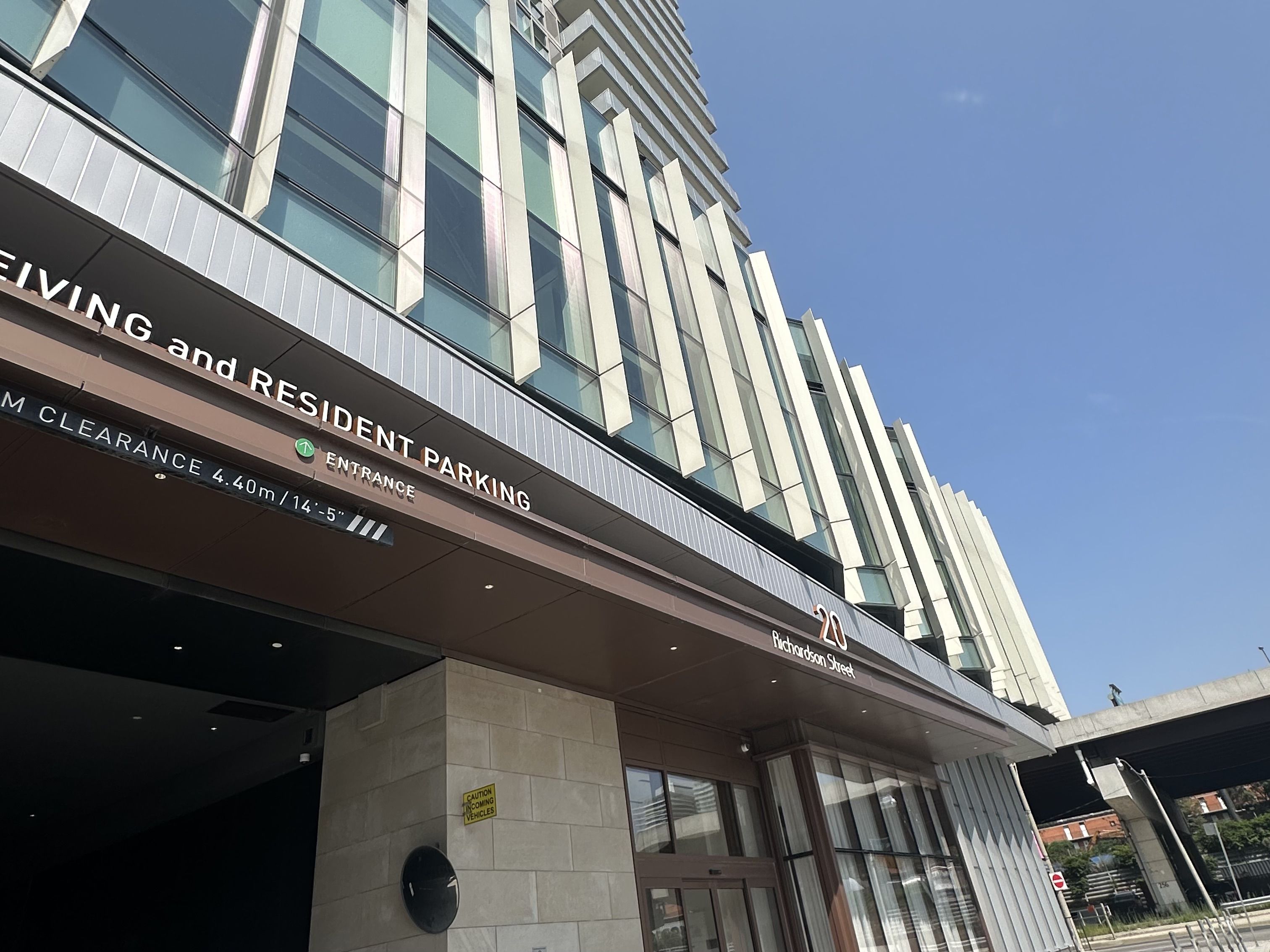 20 Richardson Street 3411, Toronto, On M5a 0s6