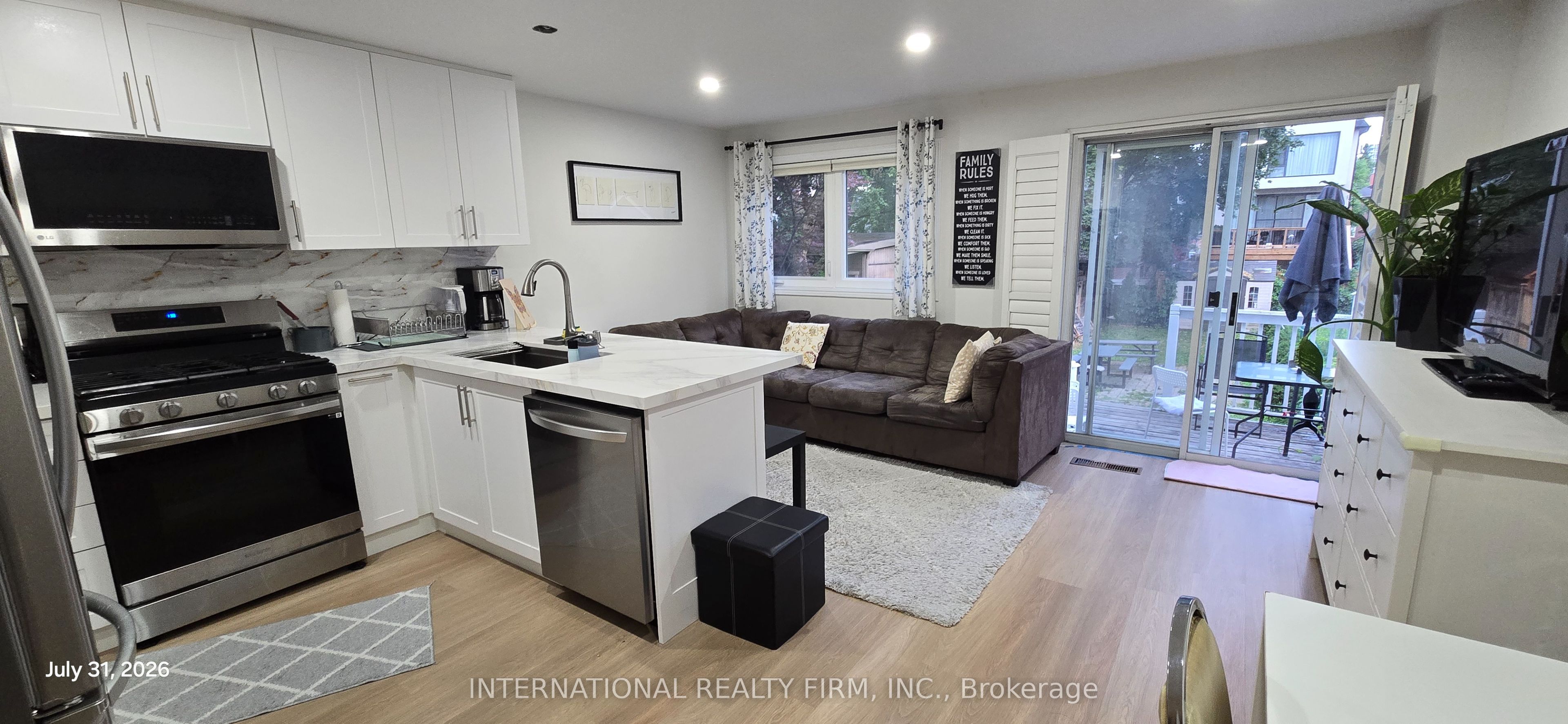 261 Soudan Avenue Main, Toronto, On M4s 1w2