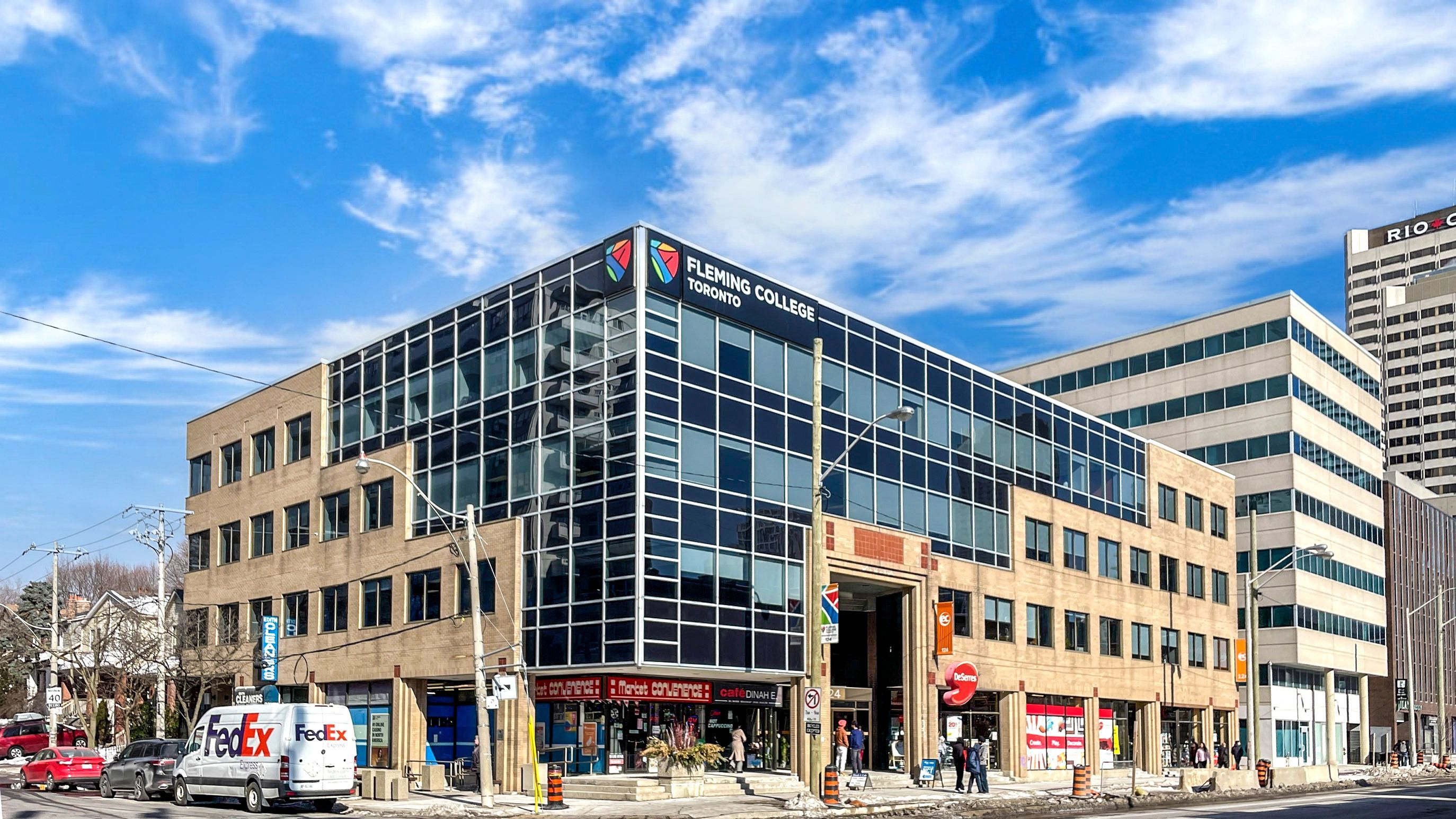 158 Eglinton Avenue W 11-14, Toronto, On M4r 1a7