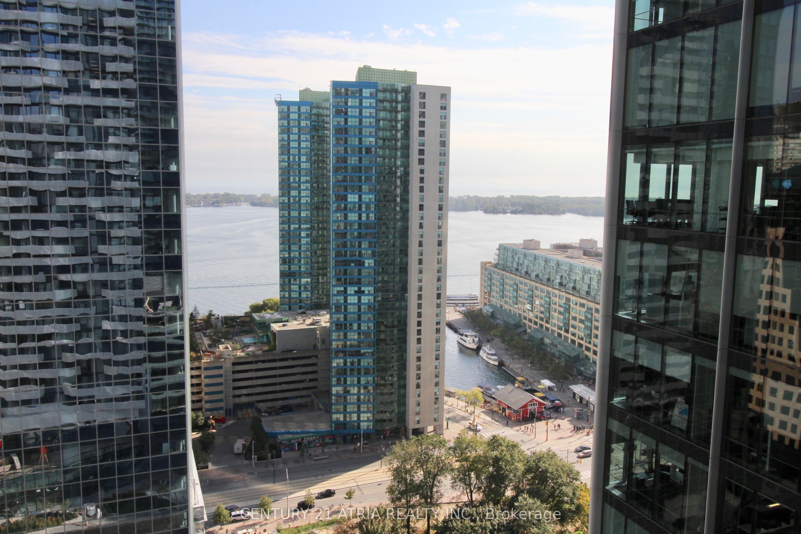 100 Harbour Street 2510, Toronto, On M5j 0b5