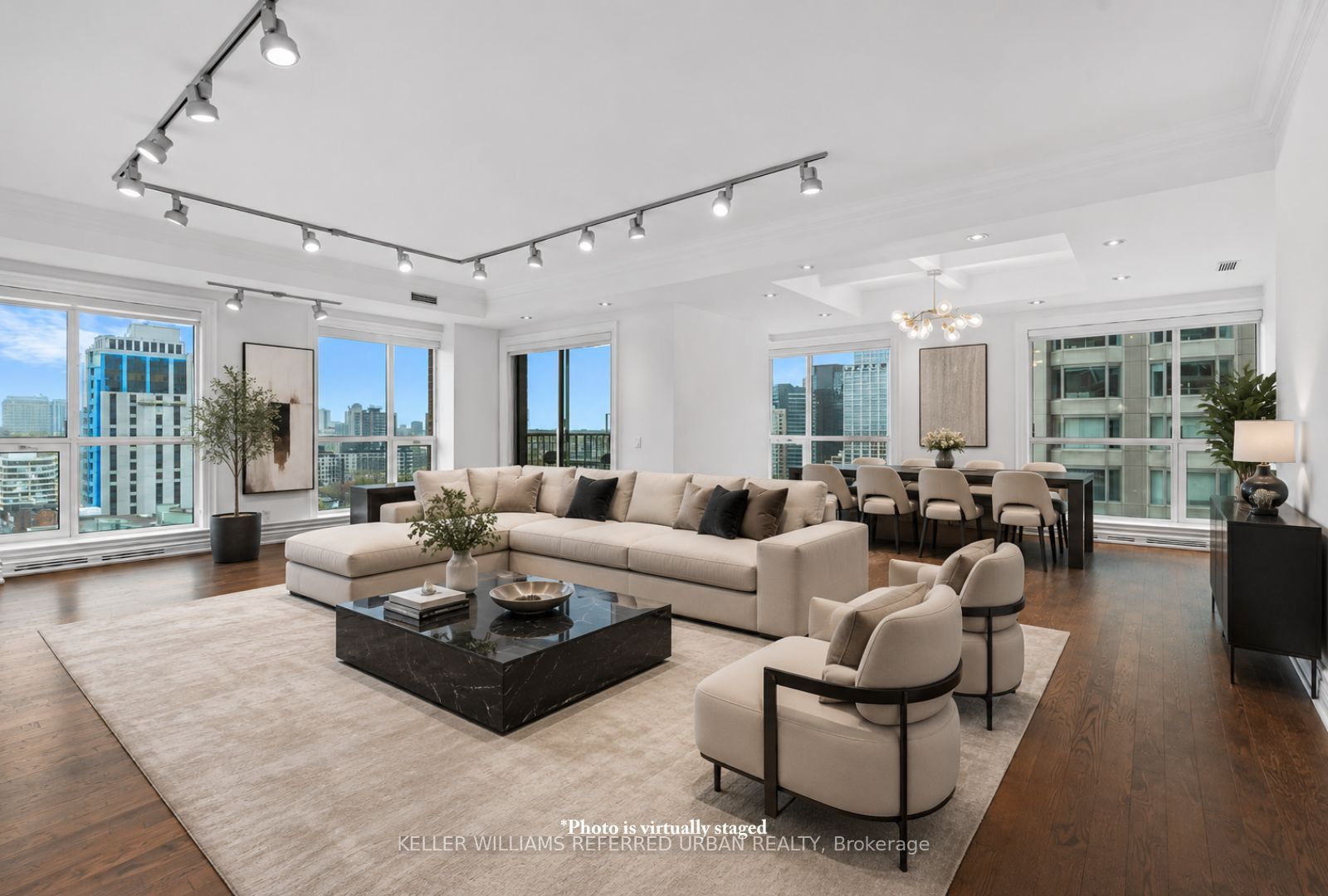 38 Avenue Road 1802, Toronto, On M5r 2g2