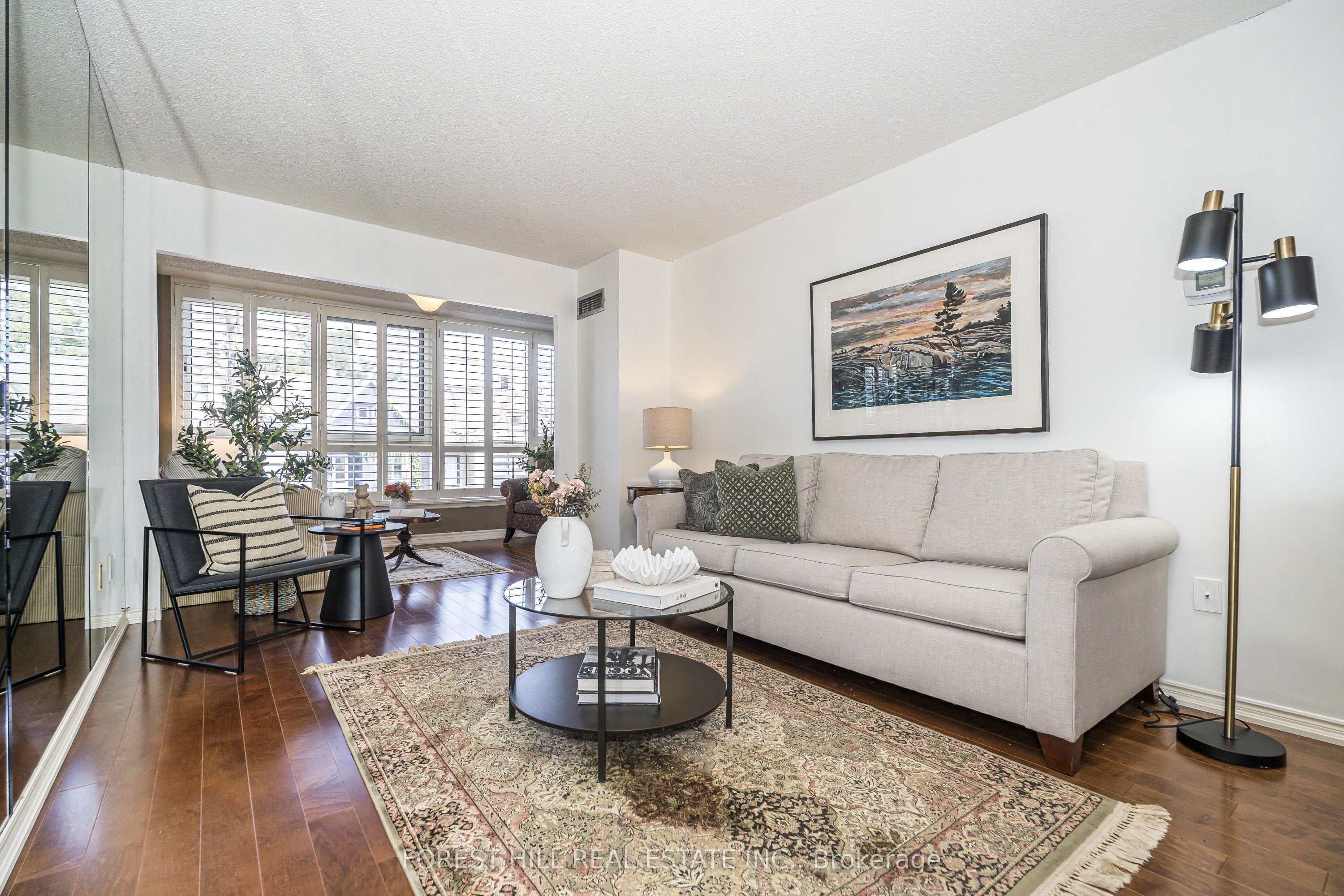 225 Davenport Road 319, Toronto, On M5r 3r2