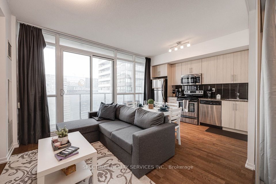 65 Bremner Boulevard 4511, Toronto, On M5j 0a6