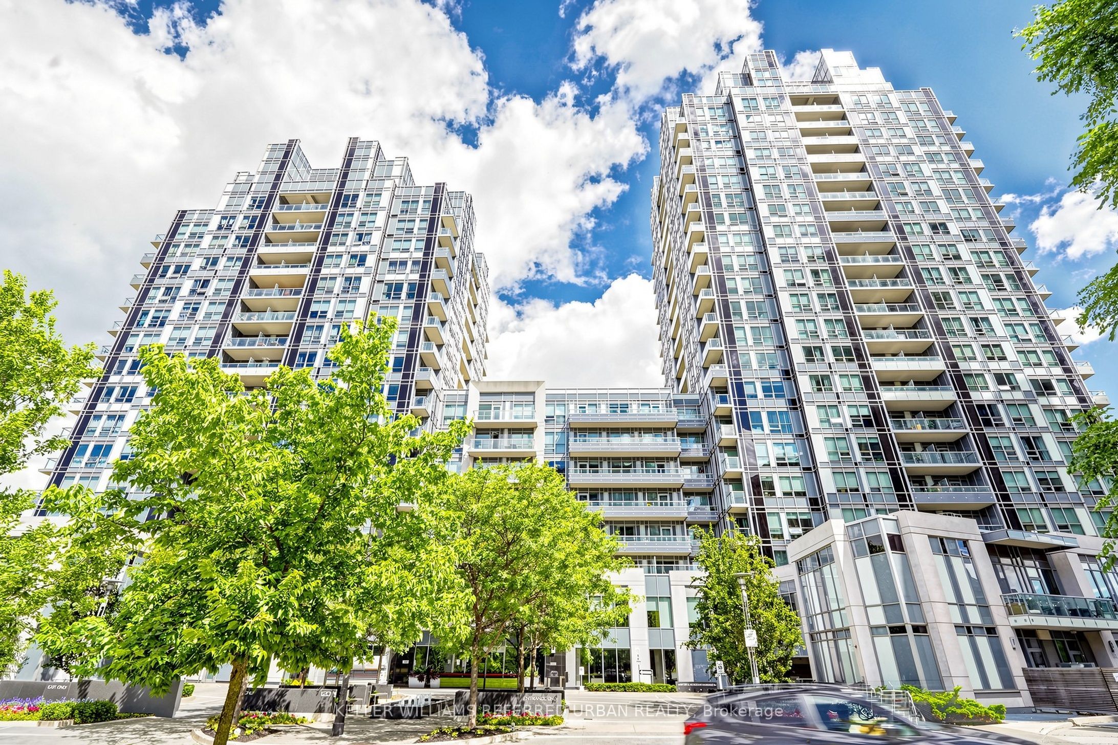 120 Harrison Garden Boulevard 130, Toronto, On M2n 0h1