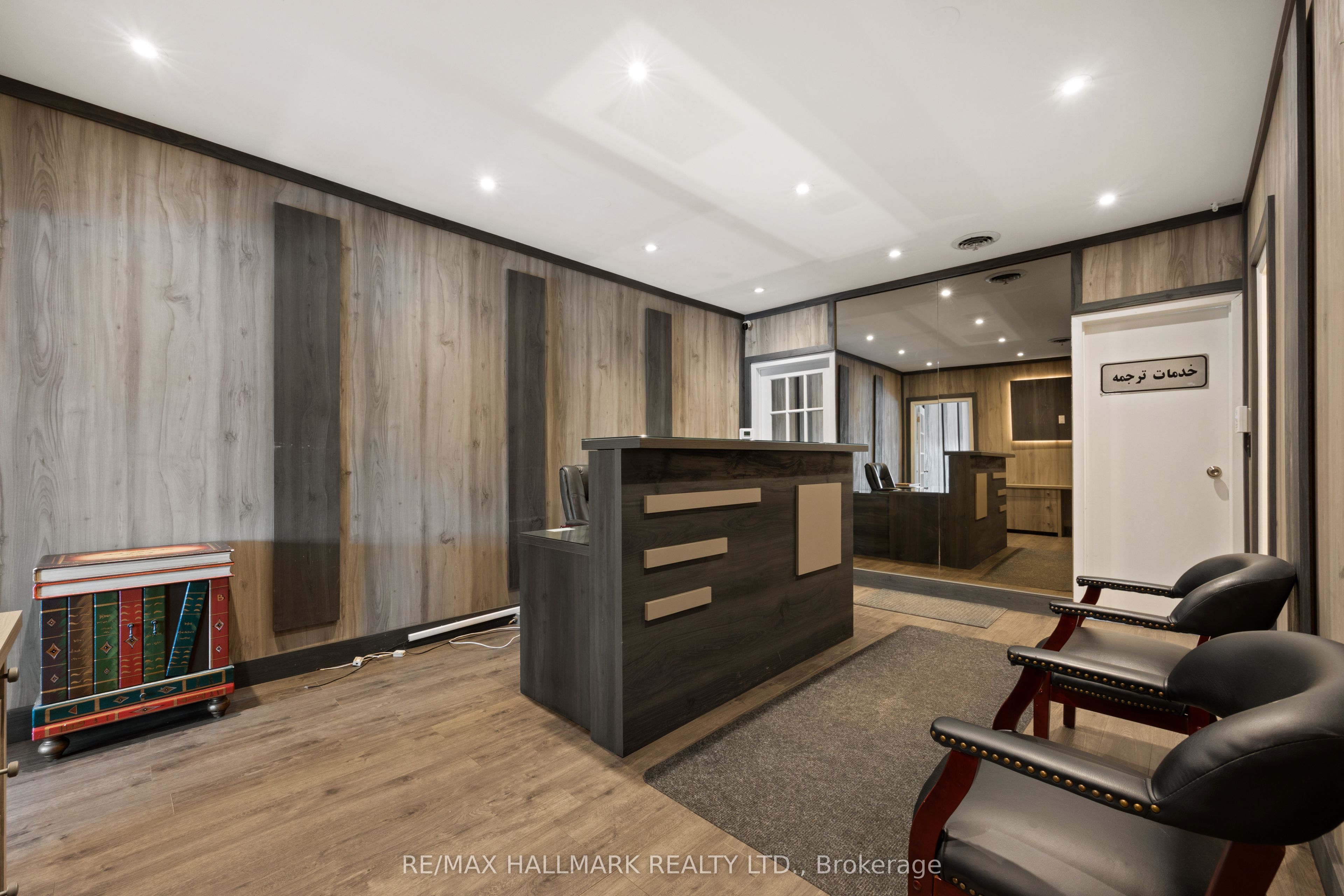6101a Yonge Street 2nd Floor, Toronto, On M2m 3w2