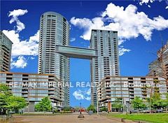 15 Iceboat Terrace 637, Toronto, On M5v 4a5