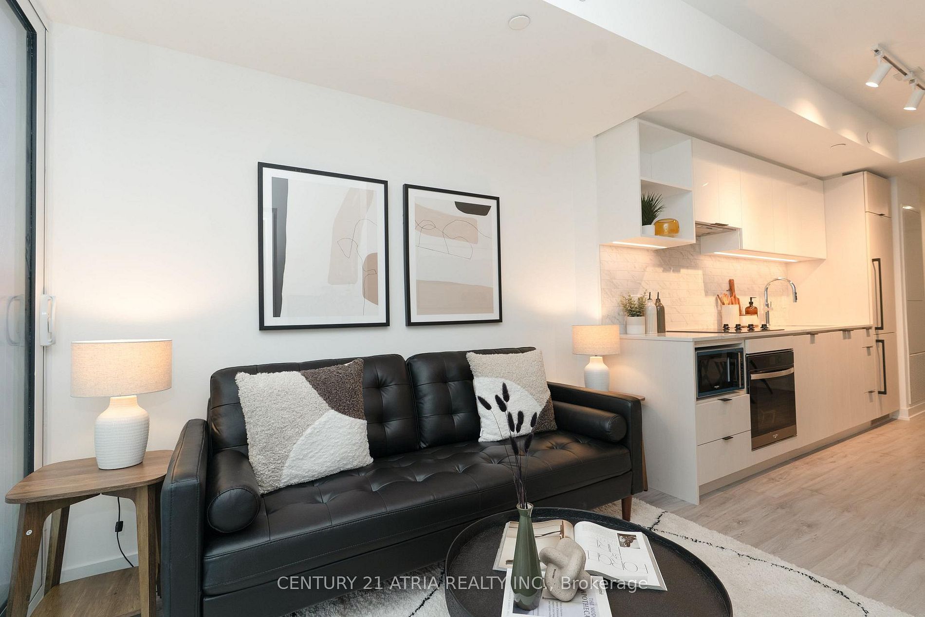 252 Church Street 2303, Toronto, On M5b 0e6