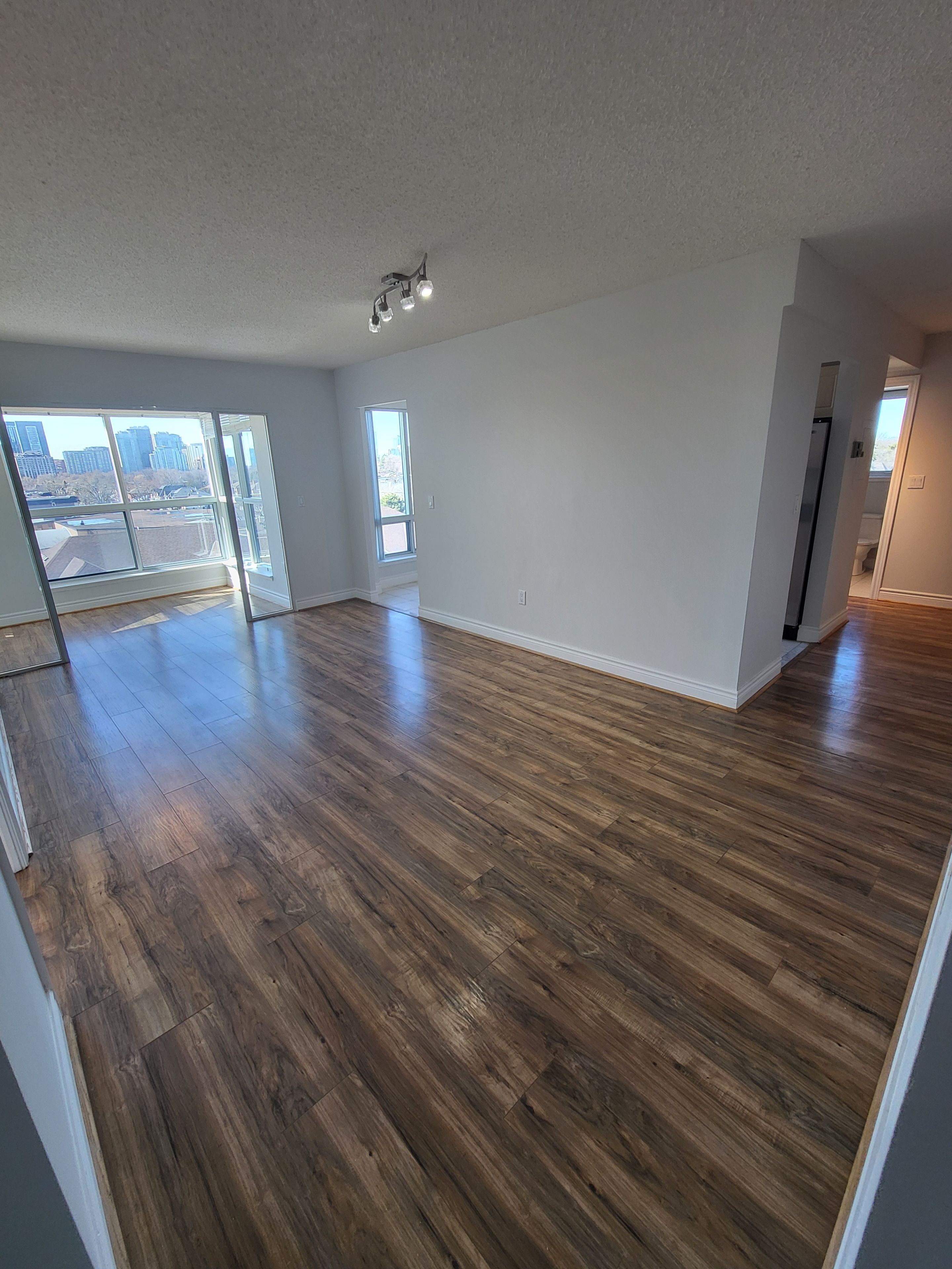 1 Hycrest Avenue 608, Toronto, On M2n 6v8
