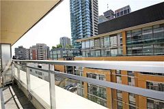 8 Scollard Street S 605, Toronto, On M5r 1m2