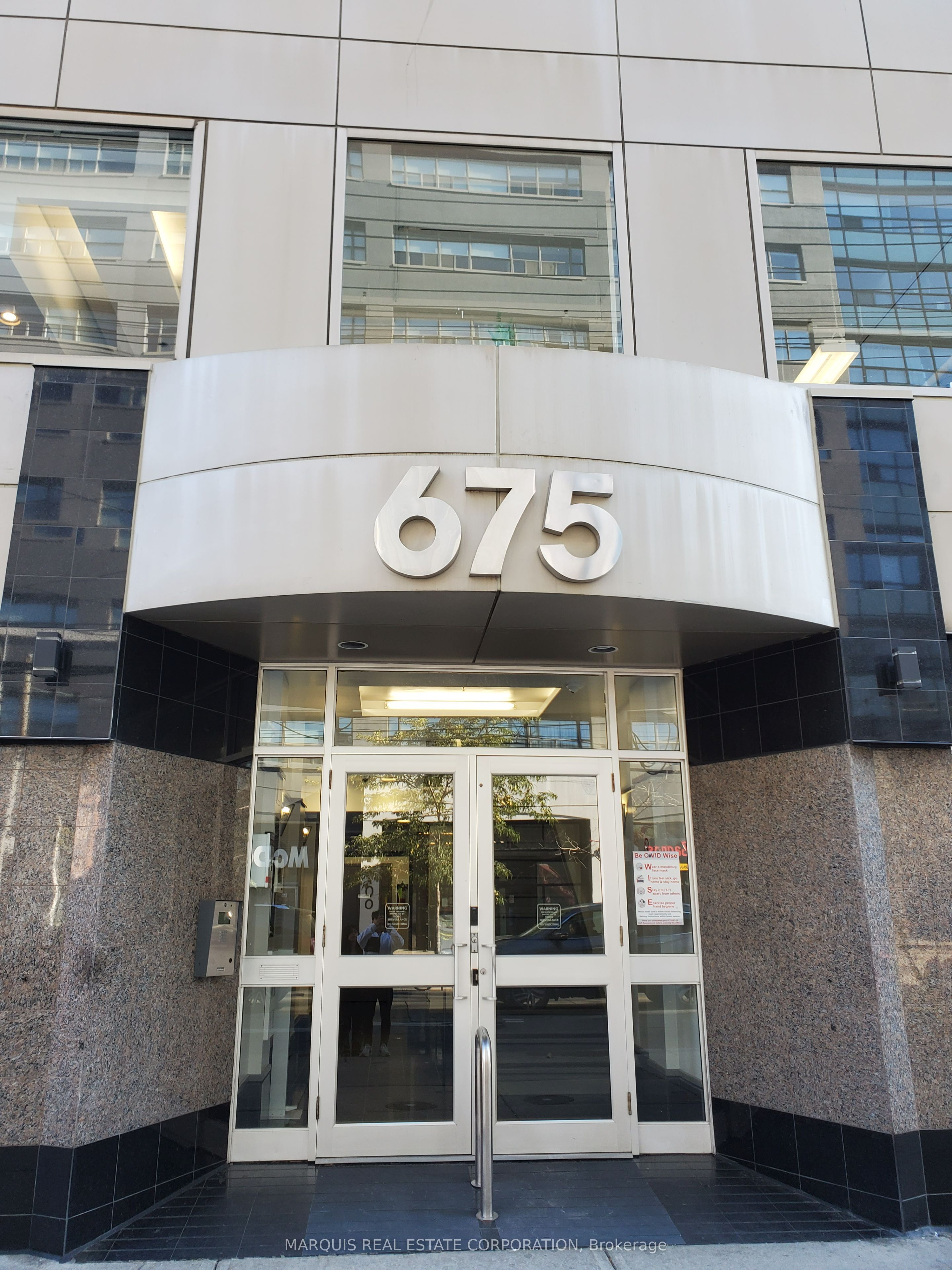 675 King Street W 302, Toronto, On M5v 1m9