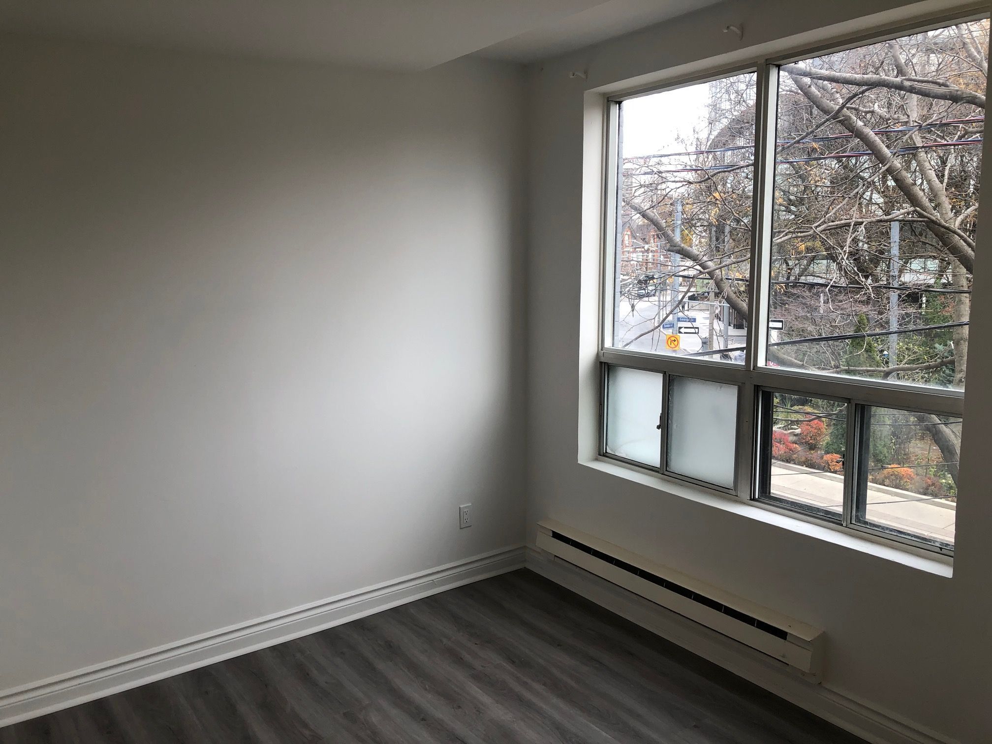 274 George Street 2a, Toronto, On M5a 2n1