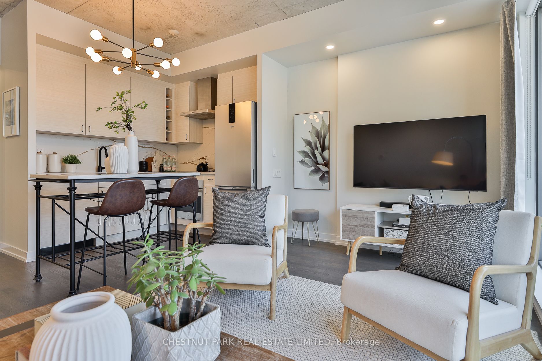 461 Adelaide Street W 434, Toronto, On M5v 0l6