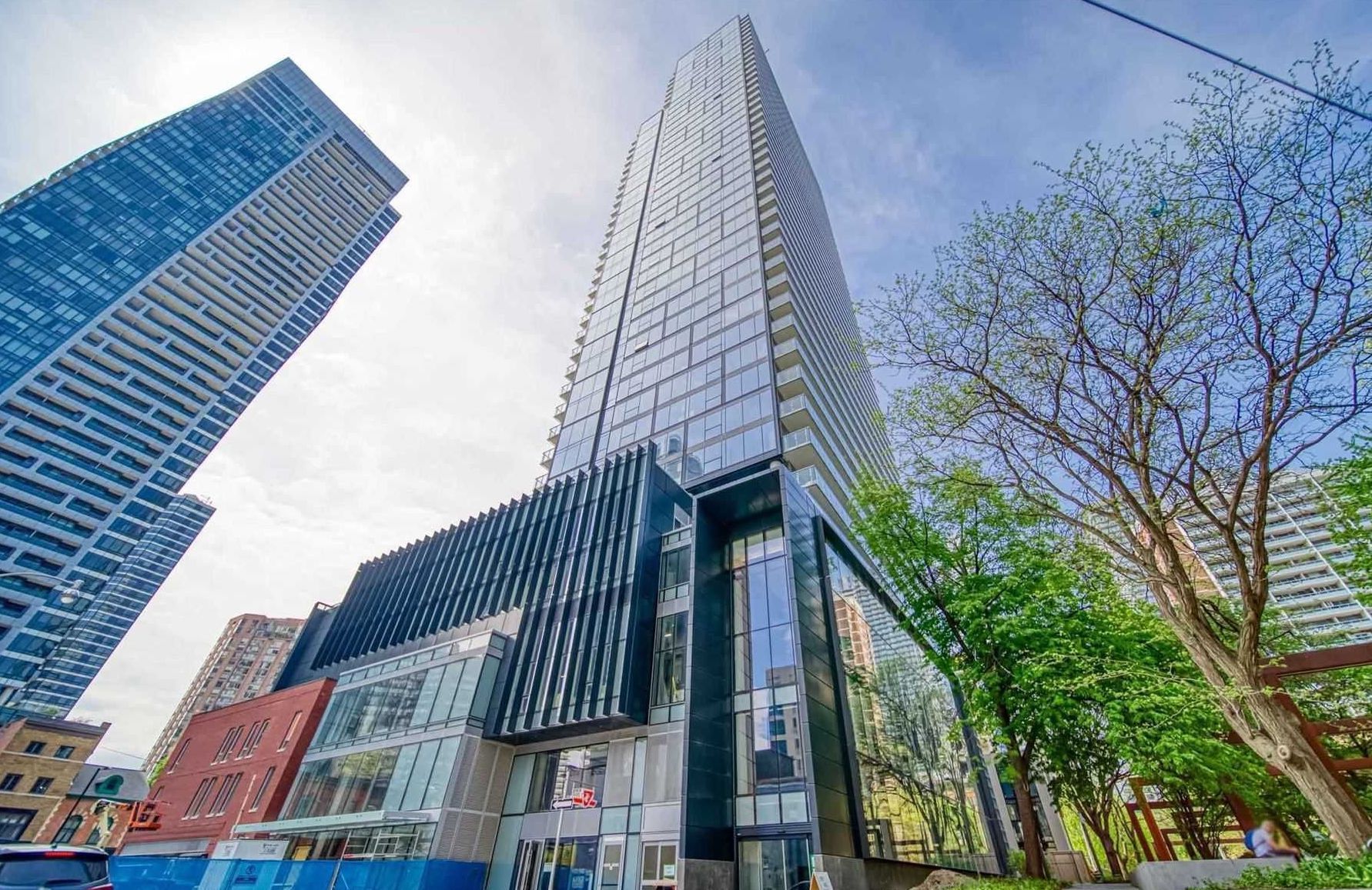 3 Gloucester Street 4201, Toronto, On M4y 0c6