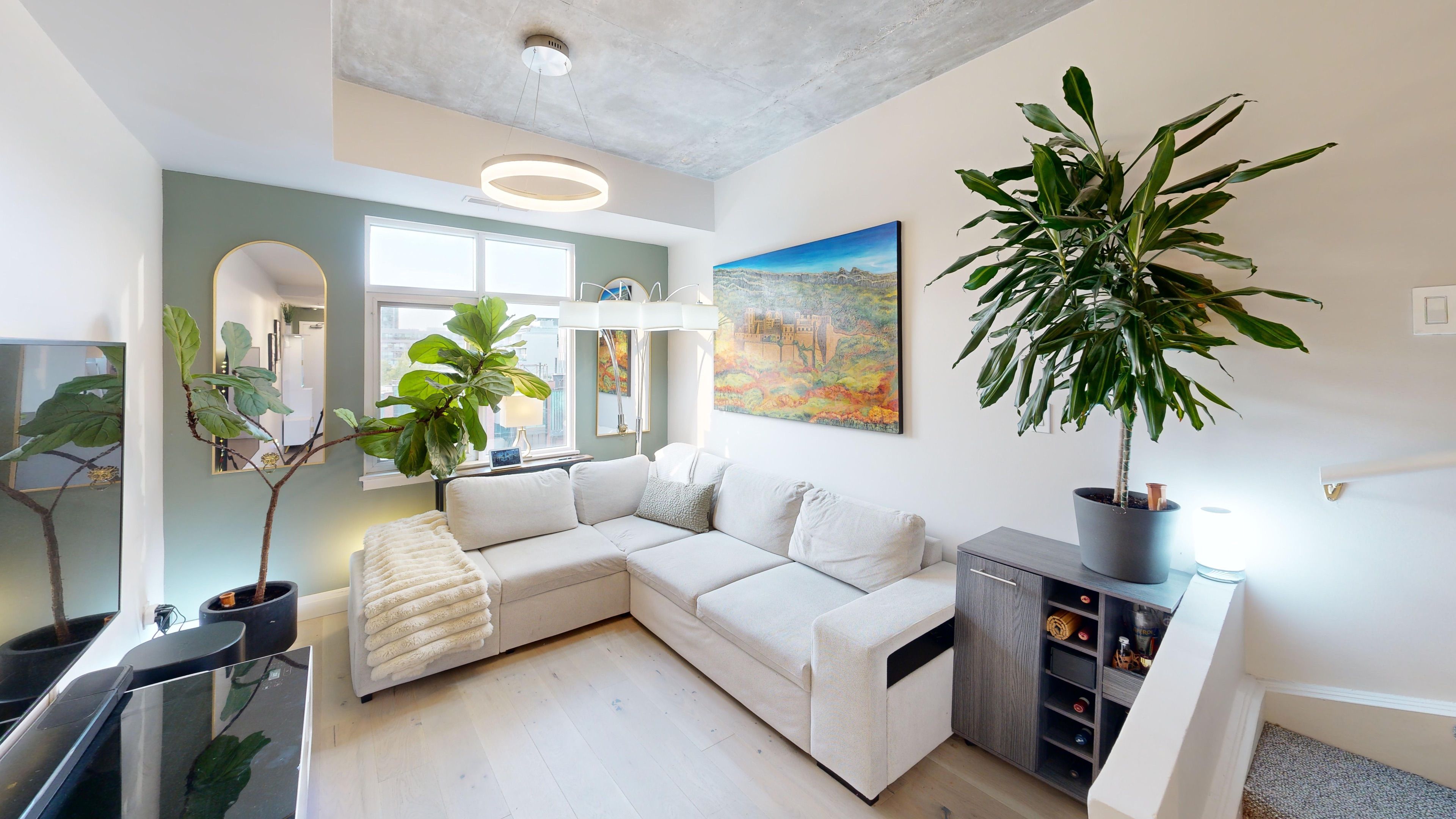 550 Front Street W Ph17, Toronto, On M5v 3n5