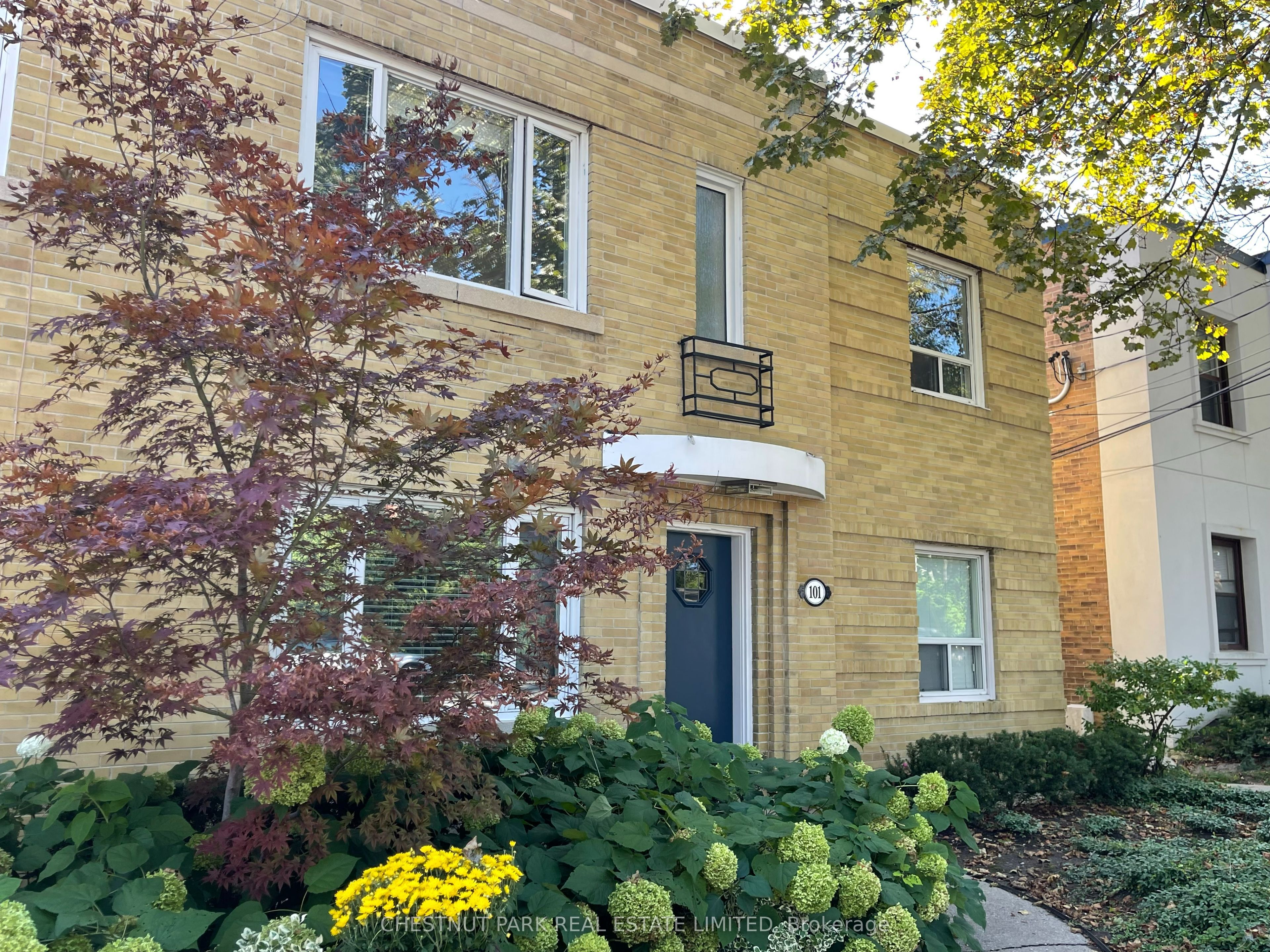 101 Chatsworth Drive Upper, Toronto, On M4r 1r8