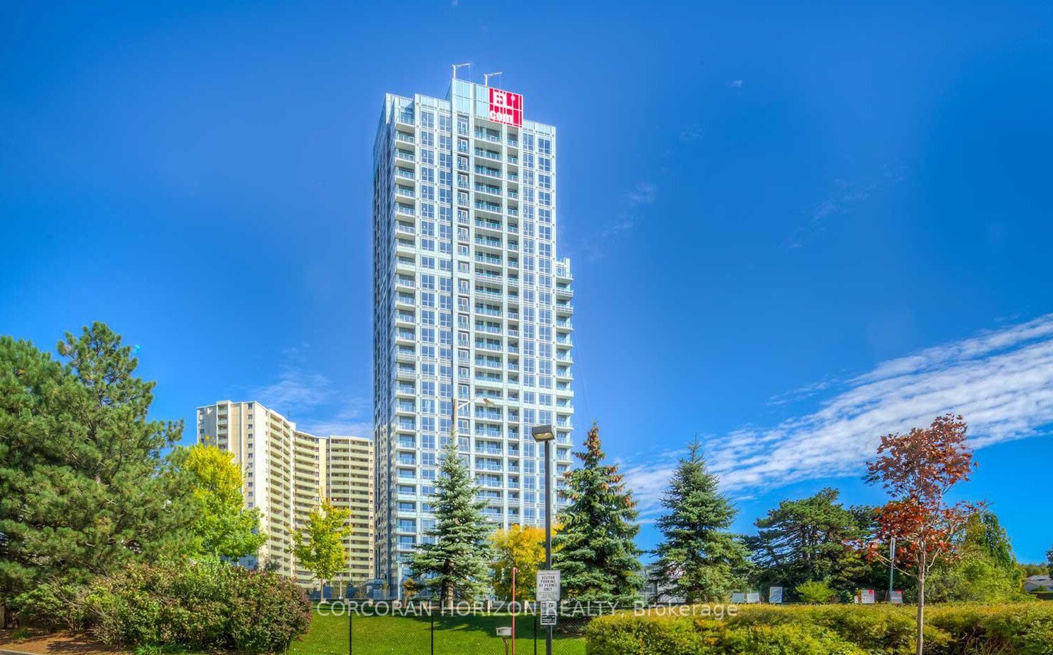 18 Graydon Hall Drive 604, Toronto, On M3a 2z9
