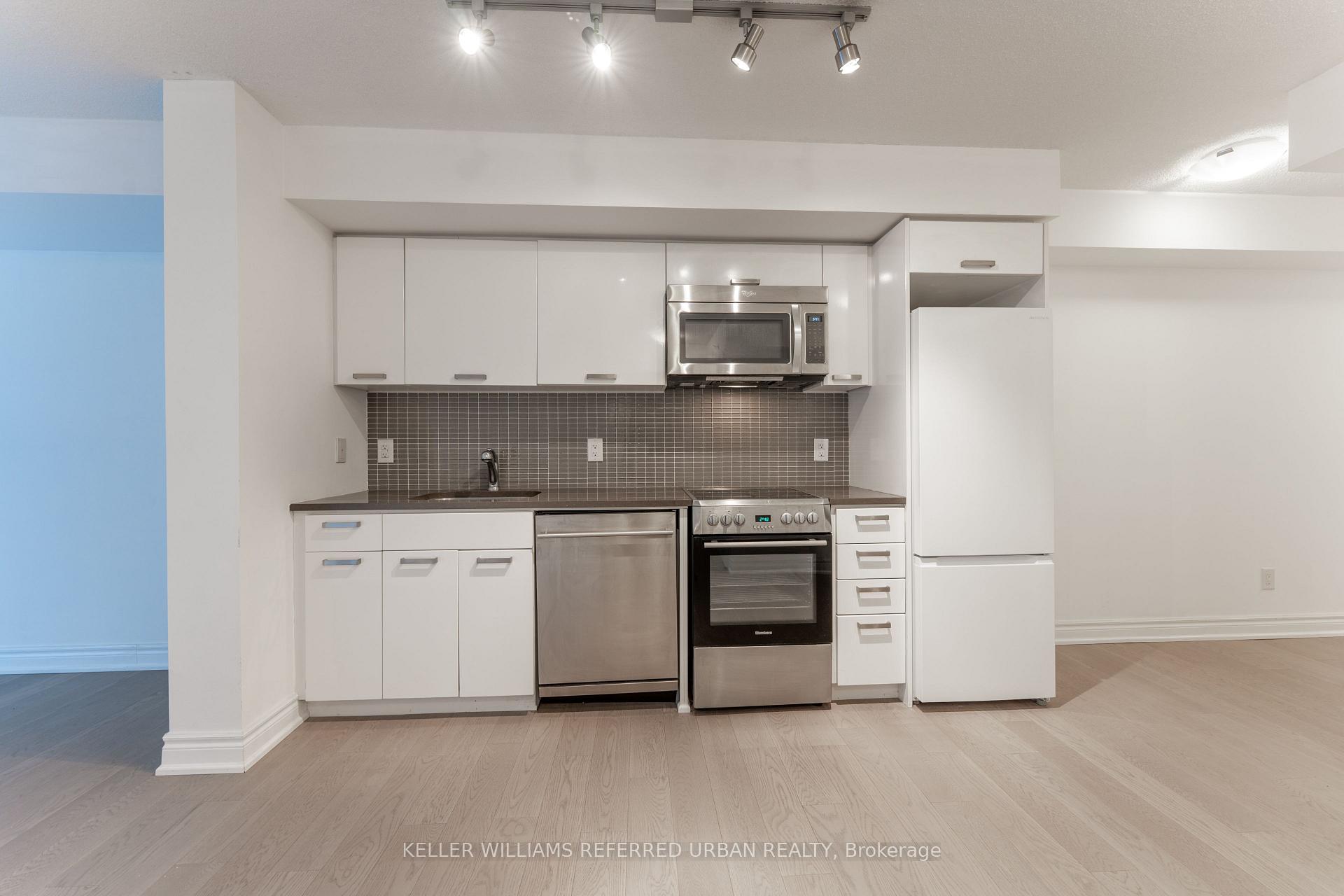 295 Adelaide Street W 201, Toronto, On M5v 1p7