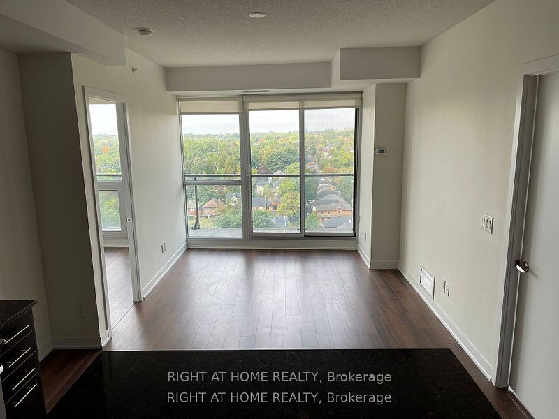60 Berwick Avenue 1305, Toronto, On M5p 0a3