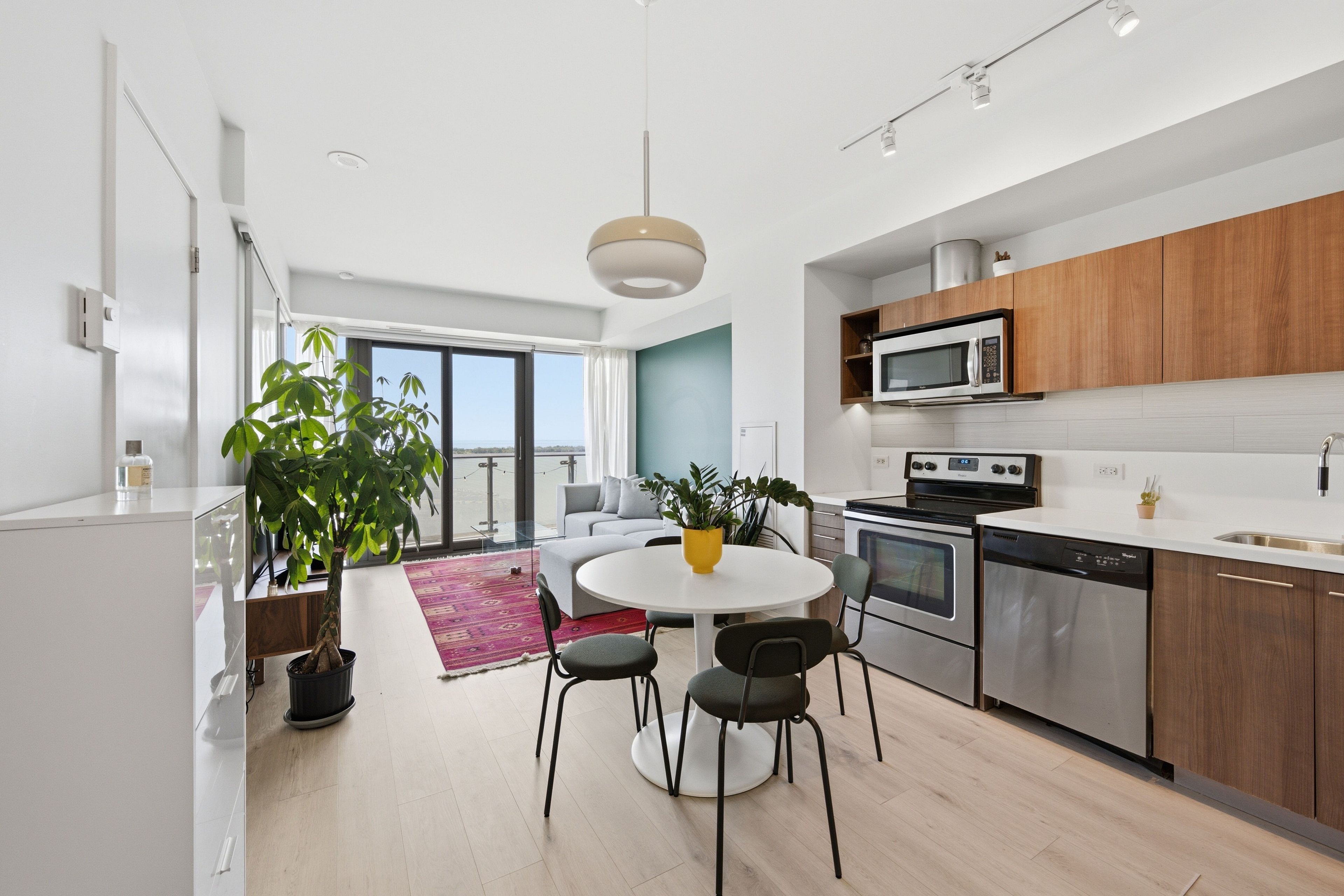 70 Distillery Lane 2107, Toronto, On M5a 0e3