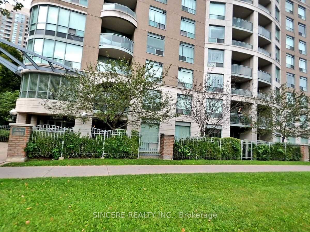 18 Pemberton Avenue 1000, Toronto, On M2m 4k9