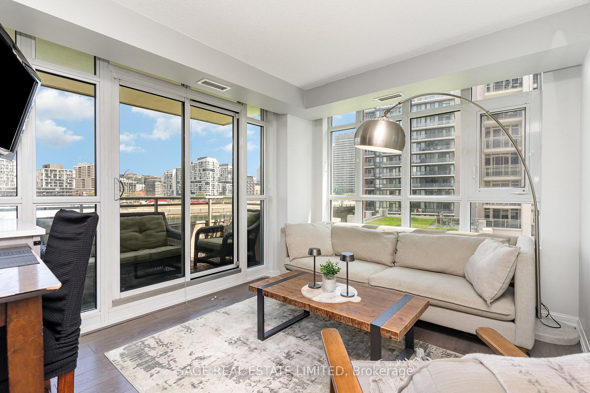 35 Bastion Street 1019, Toronto, On M5v 0c2