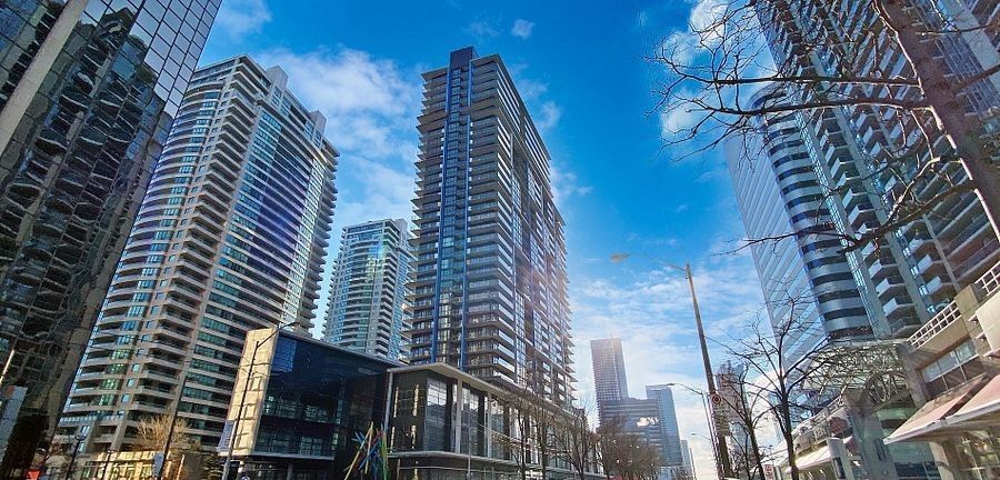 4955 Yonge Street 2306, Toronto, On M2n 0l8