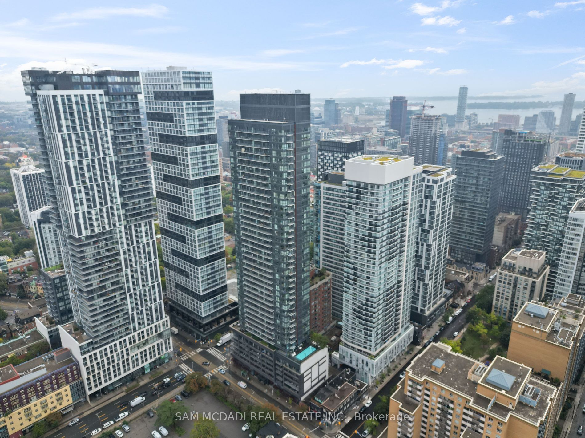 159 Dundas Street E 1906, Toronto, On M5b 1e4