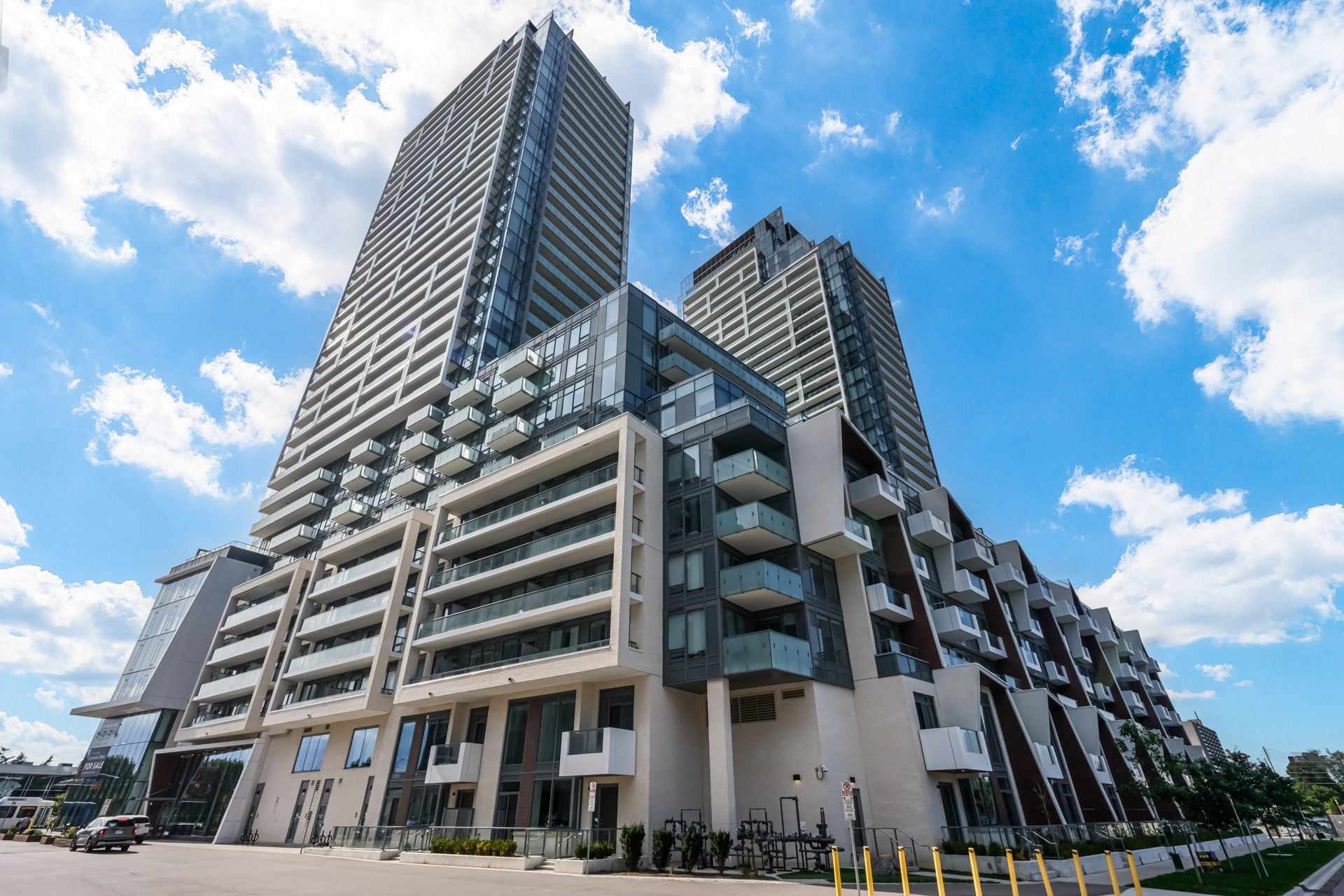 8 Olympic Garden Drive 2903, Toronto, On M2m 0b9
