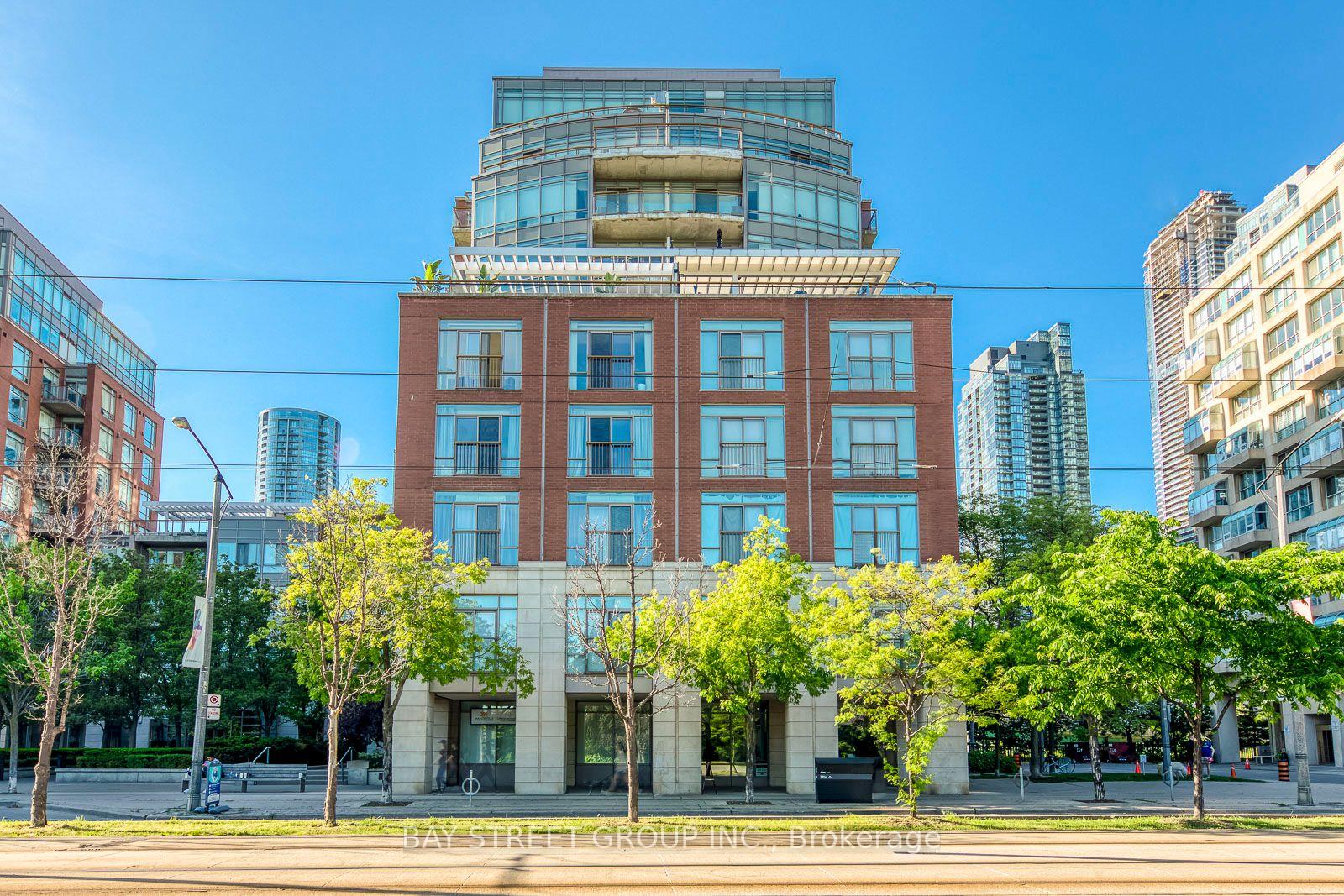 500 Queens Quay W 512e, Toronto, On M5v 3k8