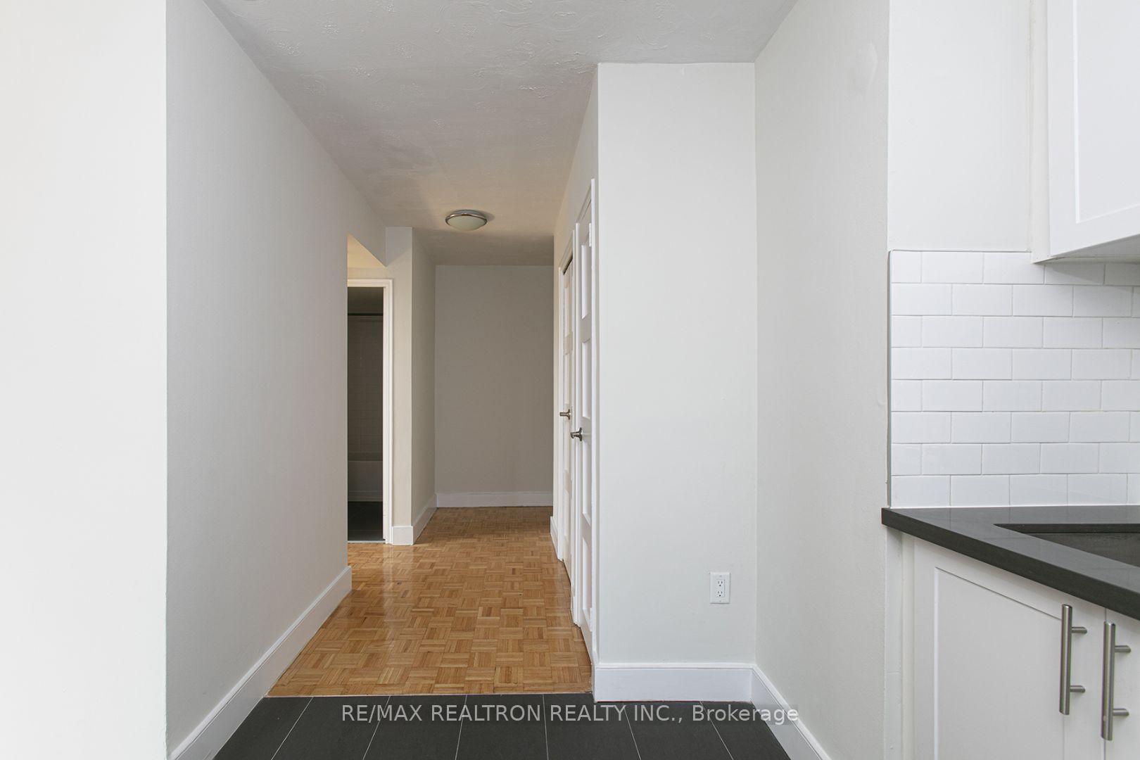 485 Huron Street 102, Toronto, On M5r 2r5